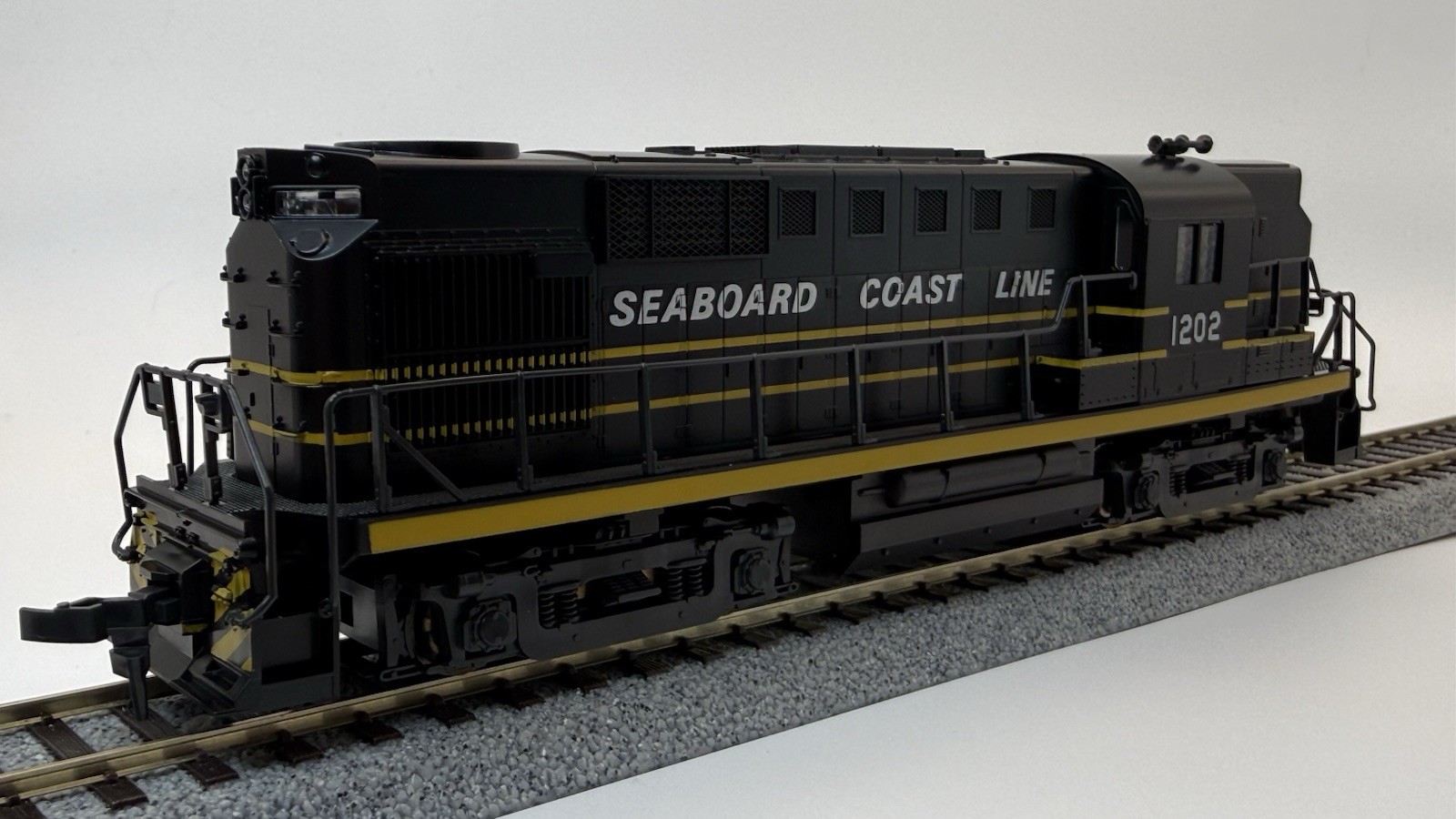 HO Atlas Seaboard Coast Line RS11 1202 Kato Drive Boxed Tested