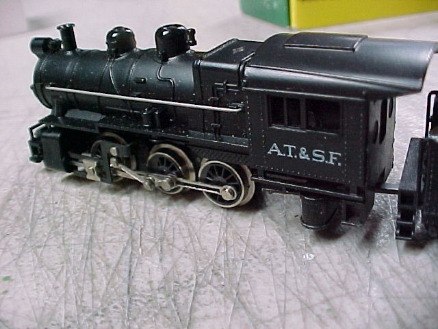Minitrix N Road 9100 9mm 0-6-0 Steam Locomotive 2916 Model Train AT&SF