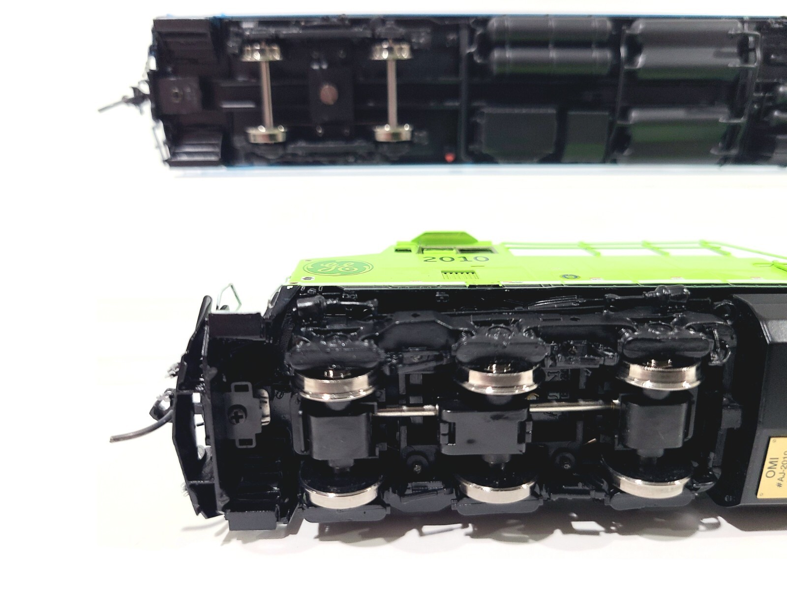 Overland OMI Ajin GE ES44AC Hybrid Evolution Test Car Set #AJ-2010-1 HO Brass