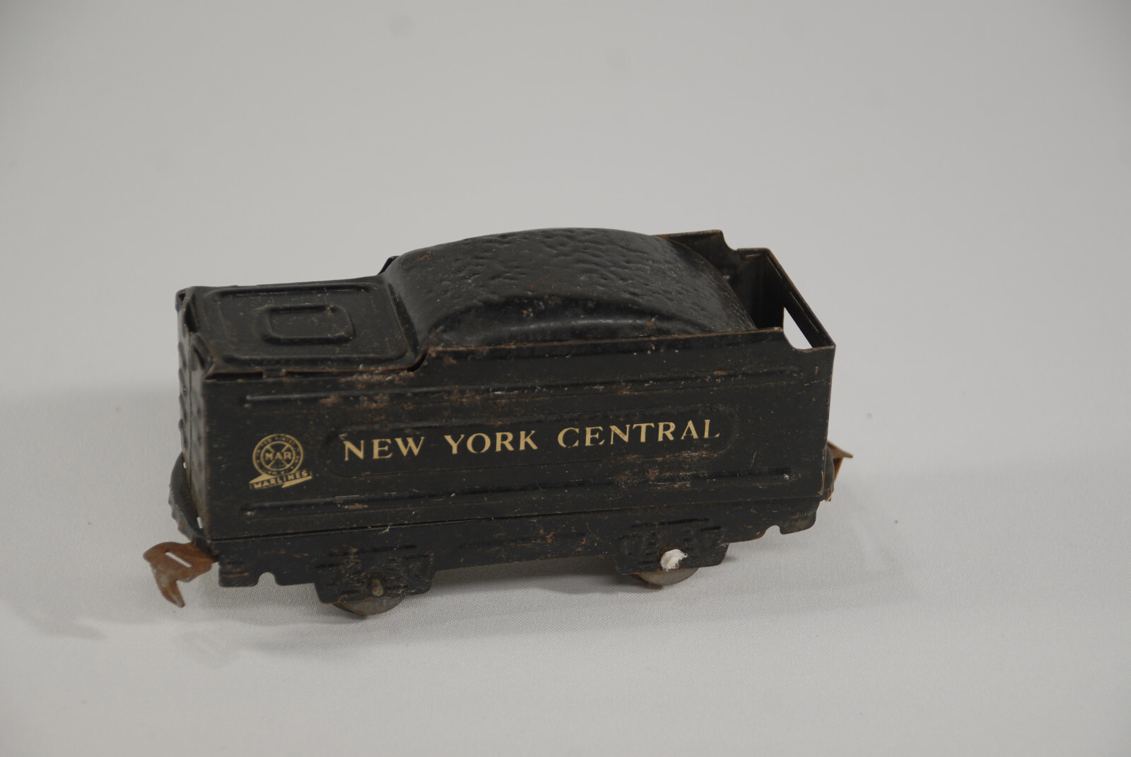 VINTAGE MARX TIN LITHO NEW YORK CENTRAL AND OTHER TRAIN CARS, 4 PIECES USA