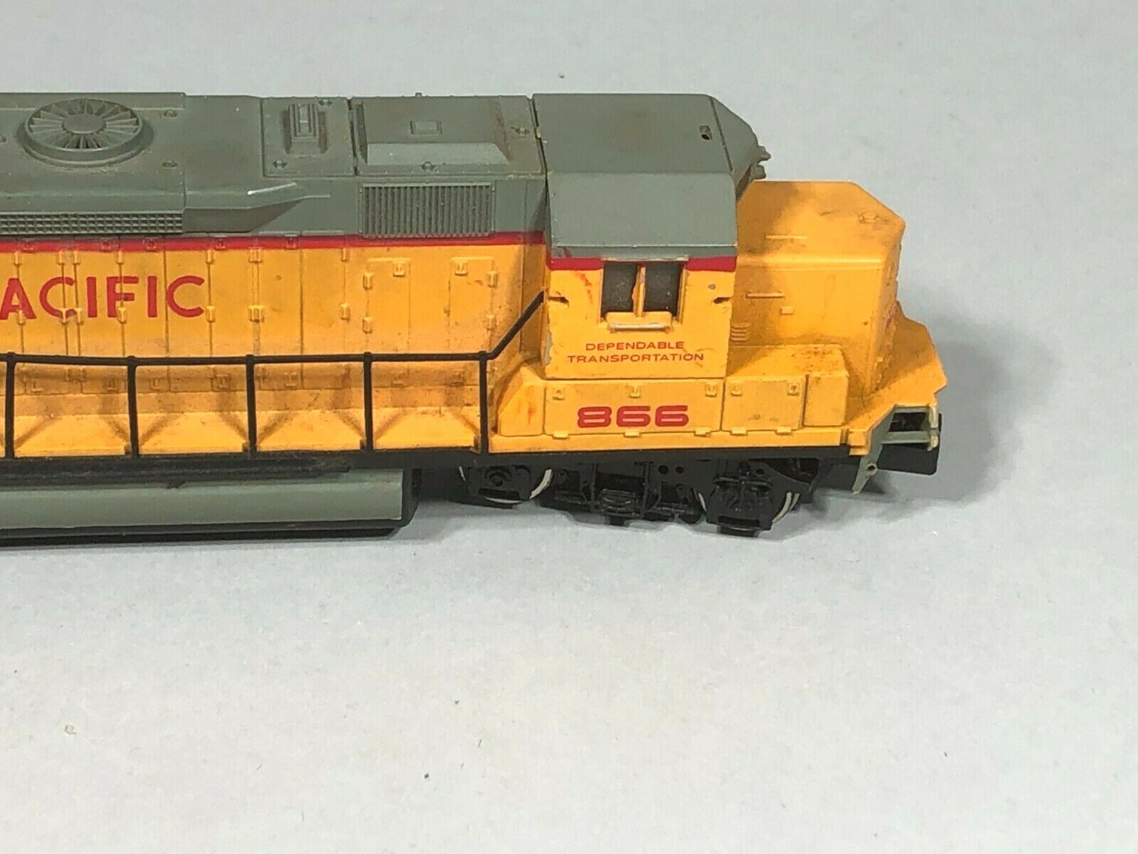 Vintage 4-4 Union Pacific #866 Diesel Engine HO Gauge (#813)