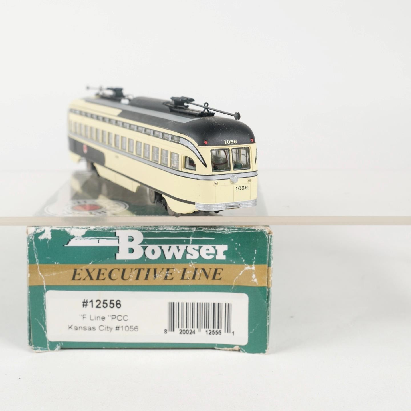 Bowser Executive HO Scale Kansas City F Line PCC Streetcar DC Powered12556 (B)