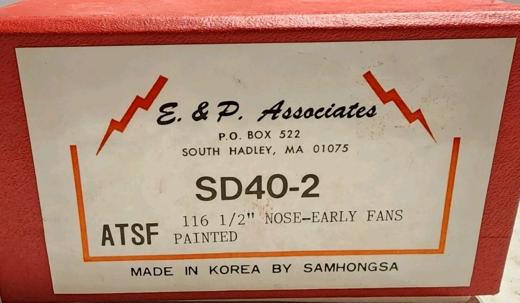 E&P Associates HO Scale Brass SD40-2 116 1/2″ Nose Early Fans Diesel ATSF