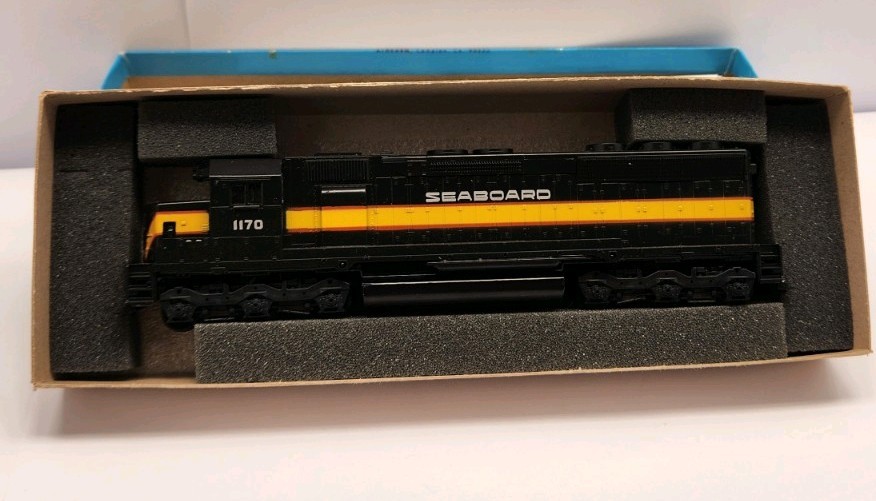 ATHEARN HO SD45 DUMMY S A L SEABOARD AIR LINE 1170 DIESEL LOCOMOTIVE MINT B9
