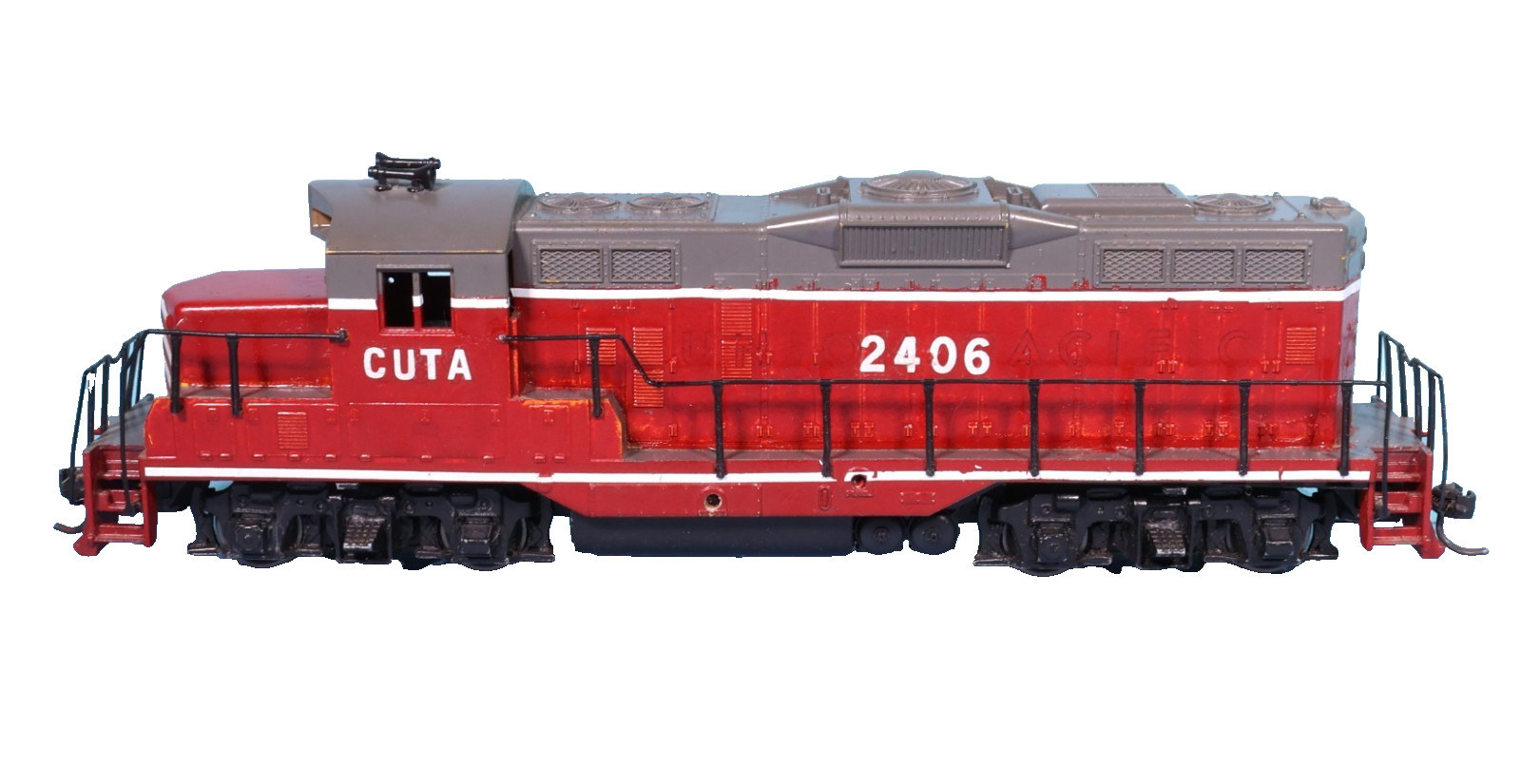 Athearn HO Powered CUTA Low Hood Diesel Engine 2406
