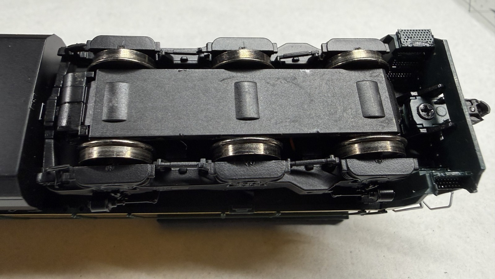 ScaleTrains HO GE C44-9W CNW #8671 DCC/Sound/NIB, “Tested”!!!