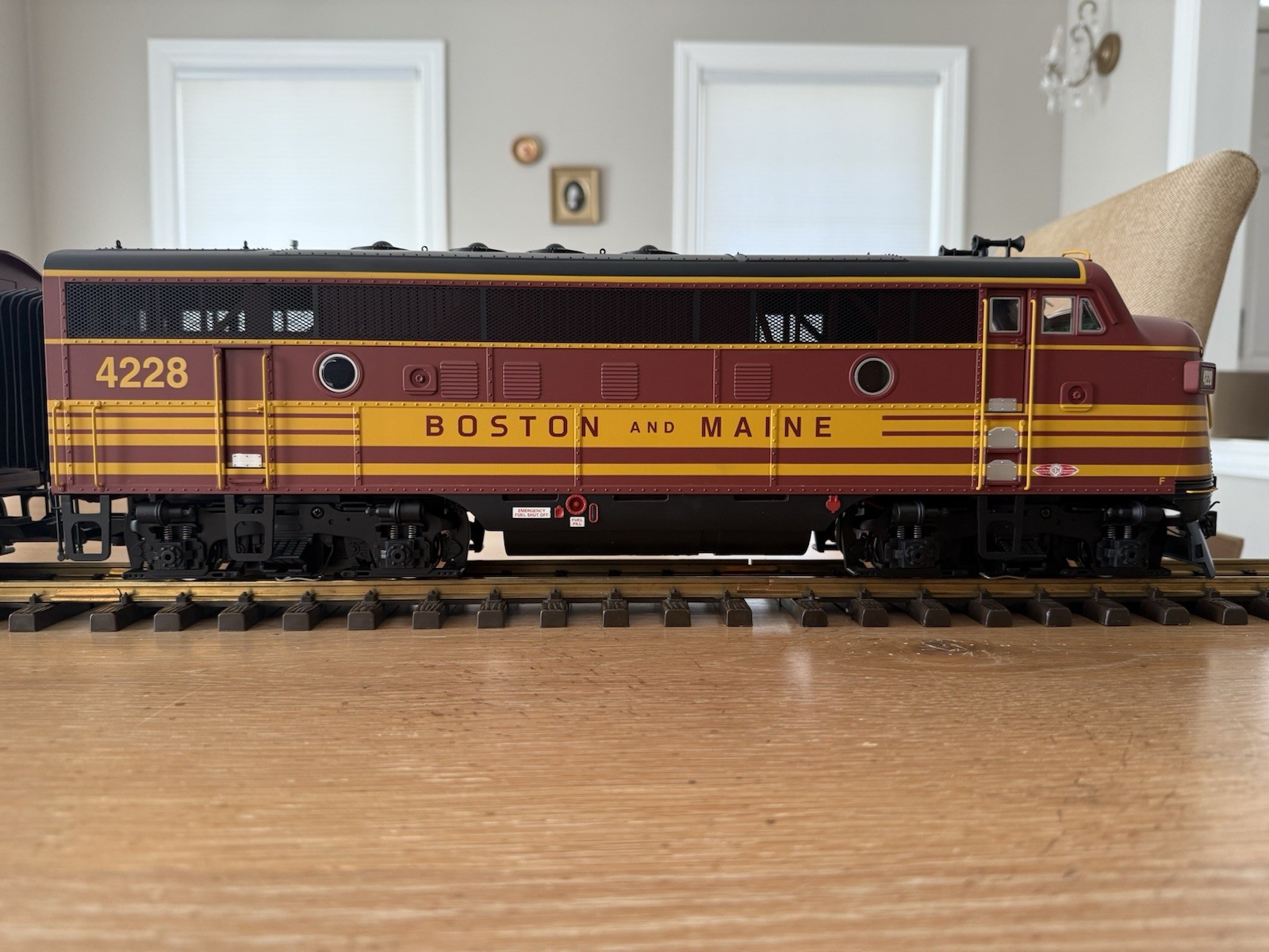 USA Trains Boston and Maine EMD F-3 AB Units R22268 G Scale (MINT In Box) RARE!