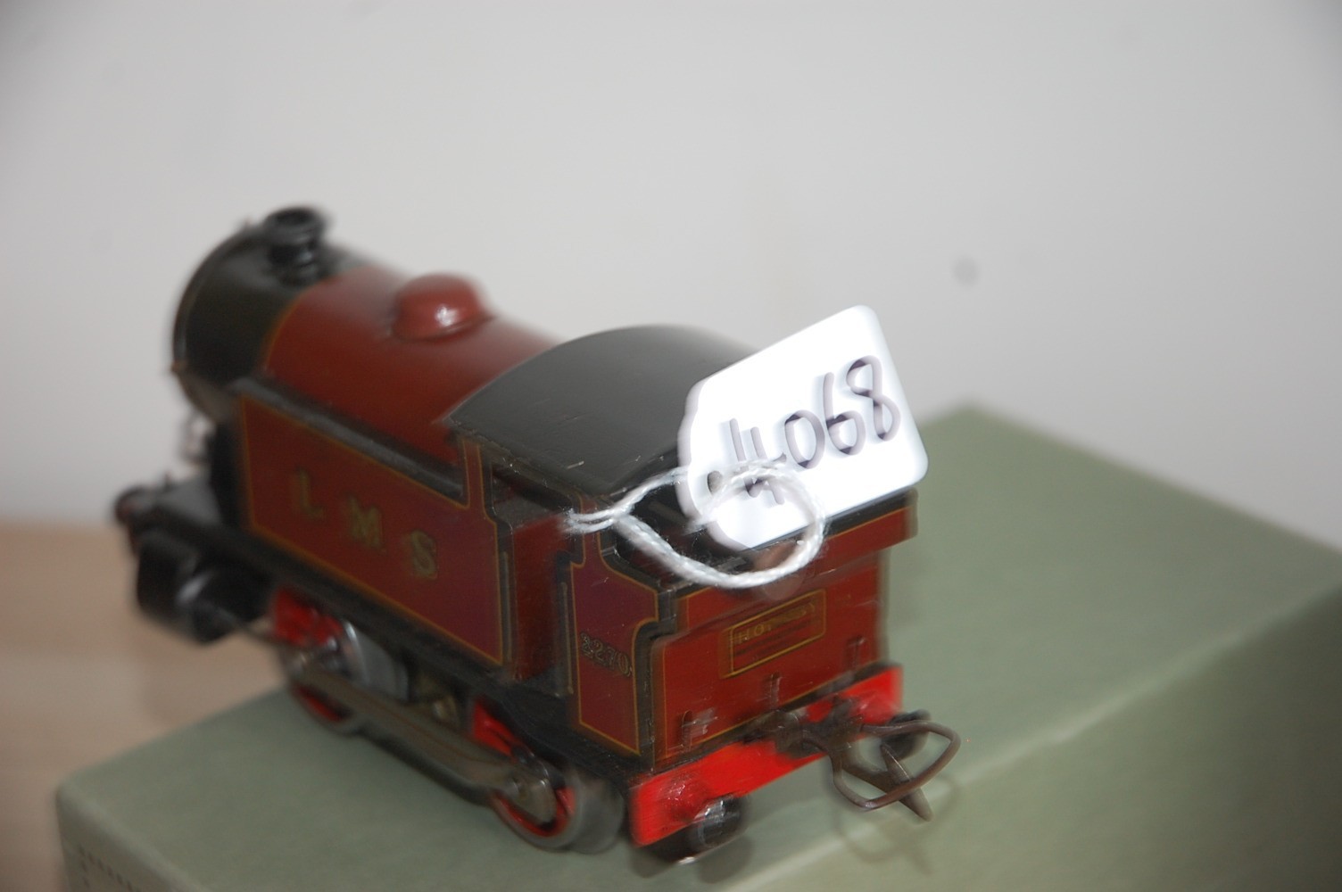 HORNBY O GAUGE ELECTRIC E120 TANK LOCO IN RED LMS LIVERY BOXED