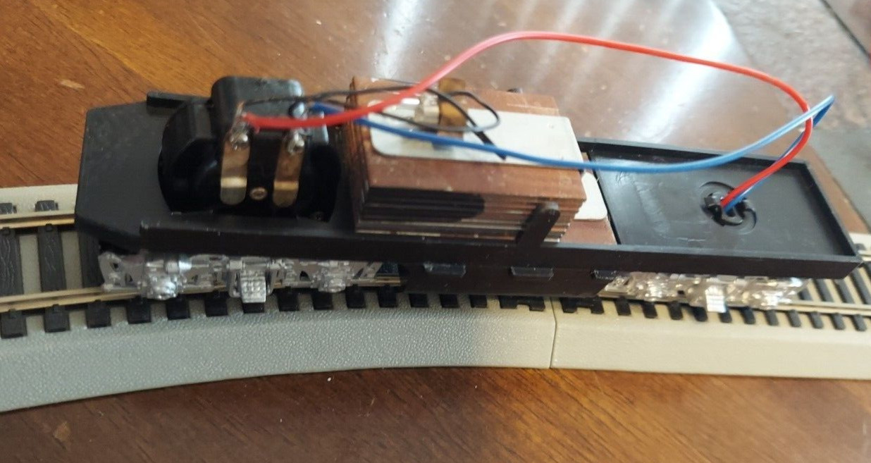 HO Life-Like BN Burlington Northern F7 Diesel 9790 w/ Caboose 41576 – Tested
