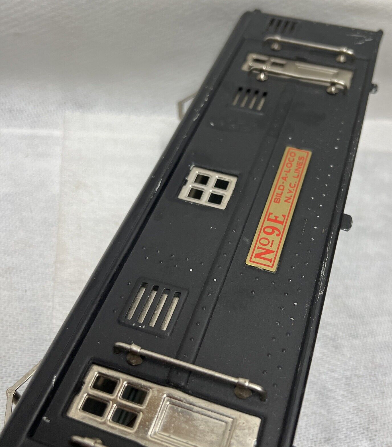 LIONEL,WILLIAMS,MTH STANDARD GAUGE REPAINTED BLACK 9E ELECTRIC LOCOMOTIVE SHELL