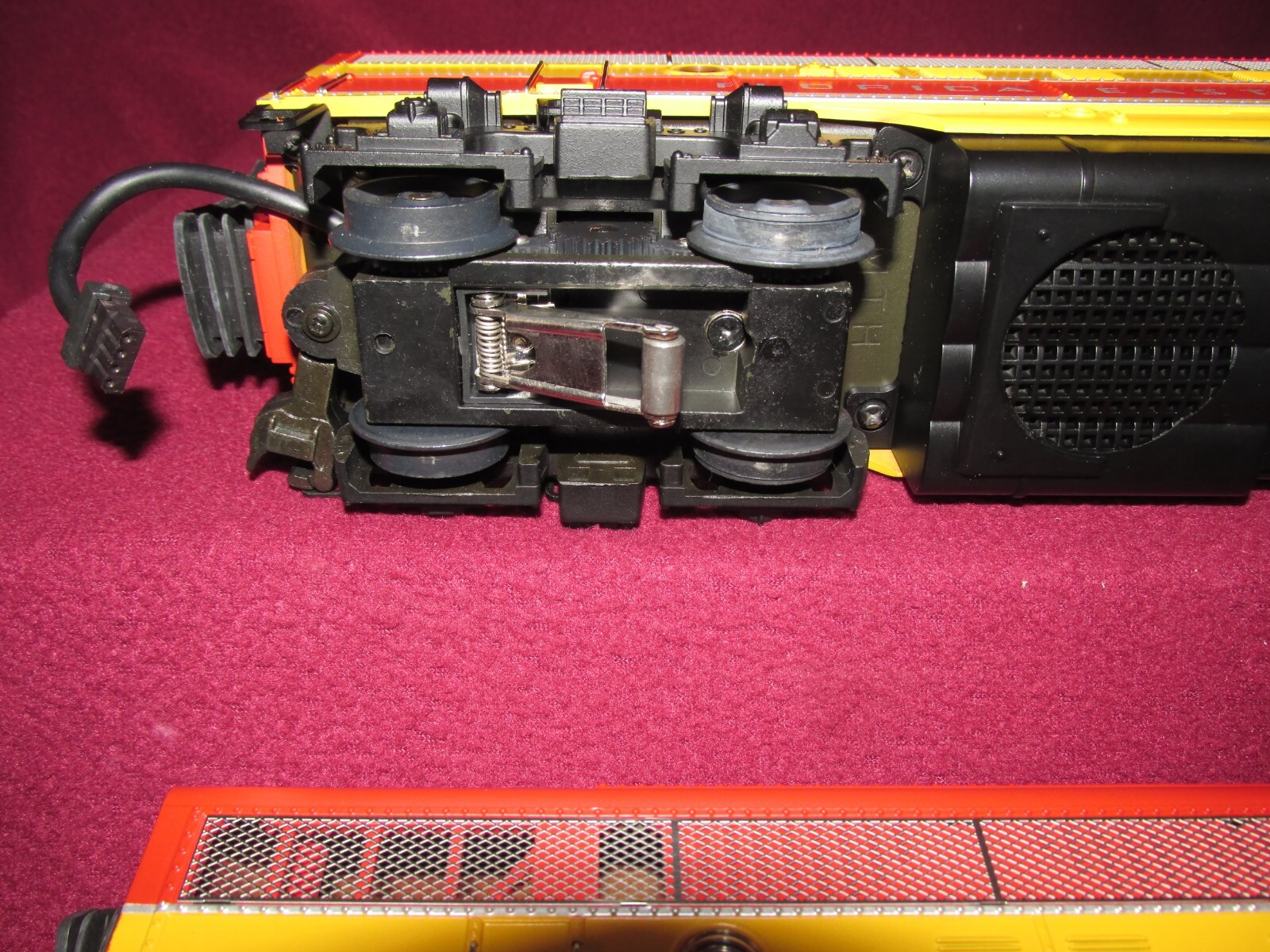 MTH MT-2052LP FLORIDA EAST COAST EMD AA DIESEL ENGINE SET WITH PROTO