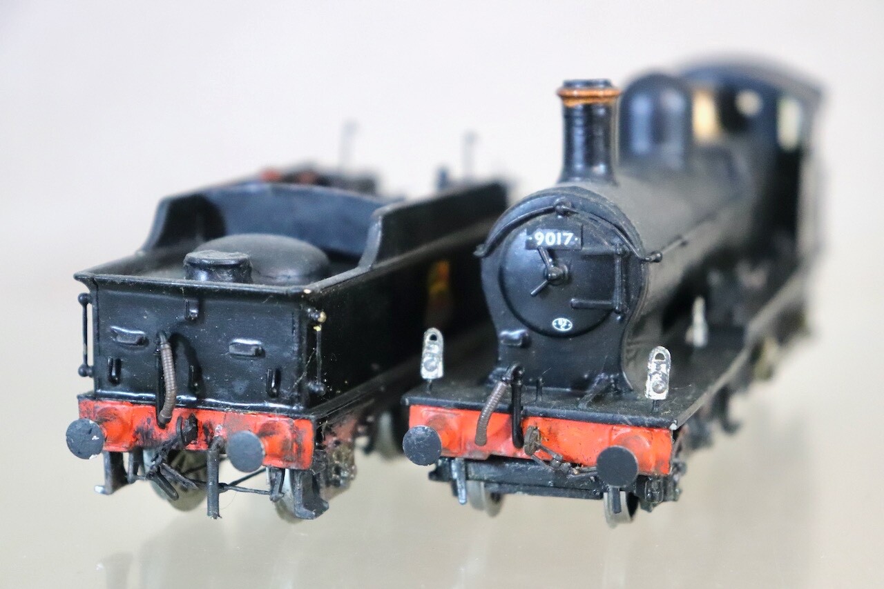 K’s KIT BUILT WEATHERED BR 0-6-0 DUKEDOG CLASS LOCOMOTIVE 9017 od