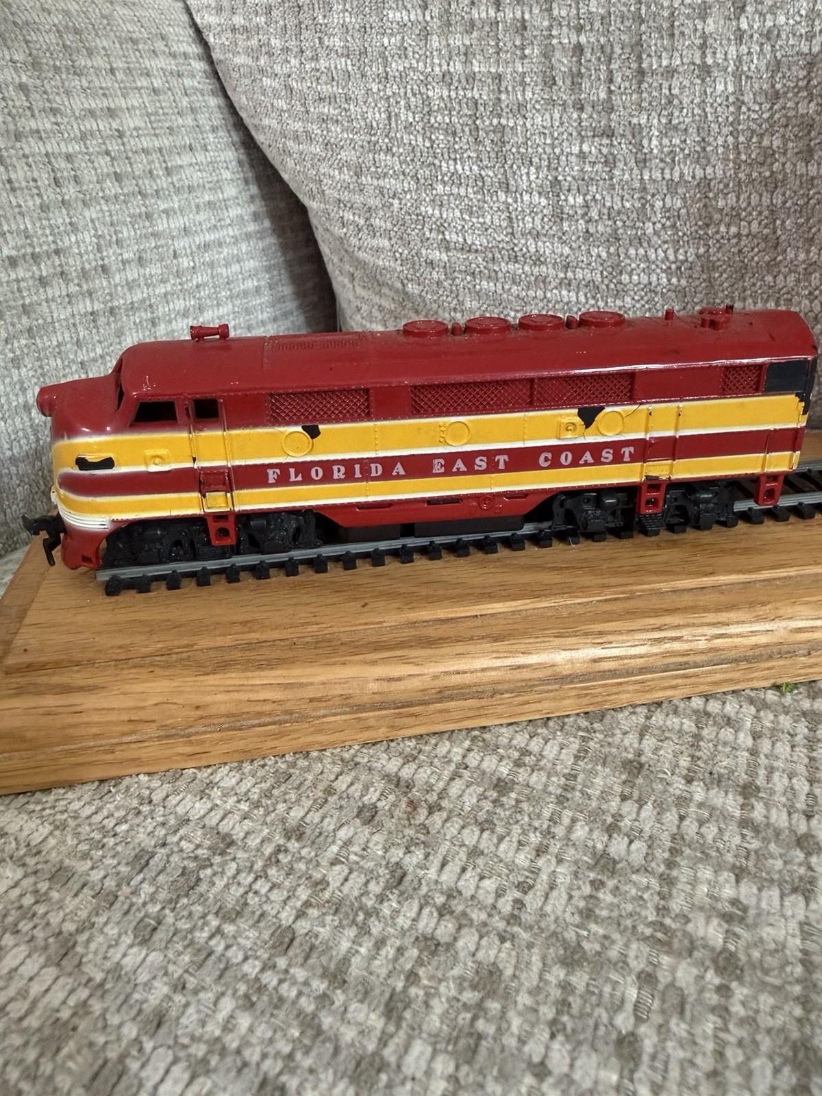 Vintage Train Book End Set Red Florida East Coast Locomotives