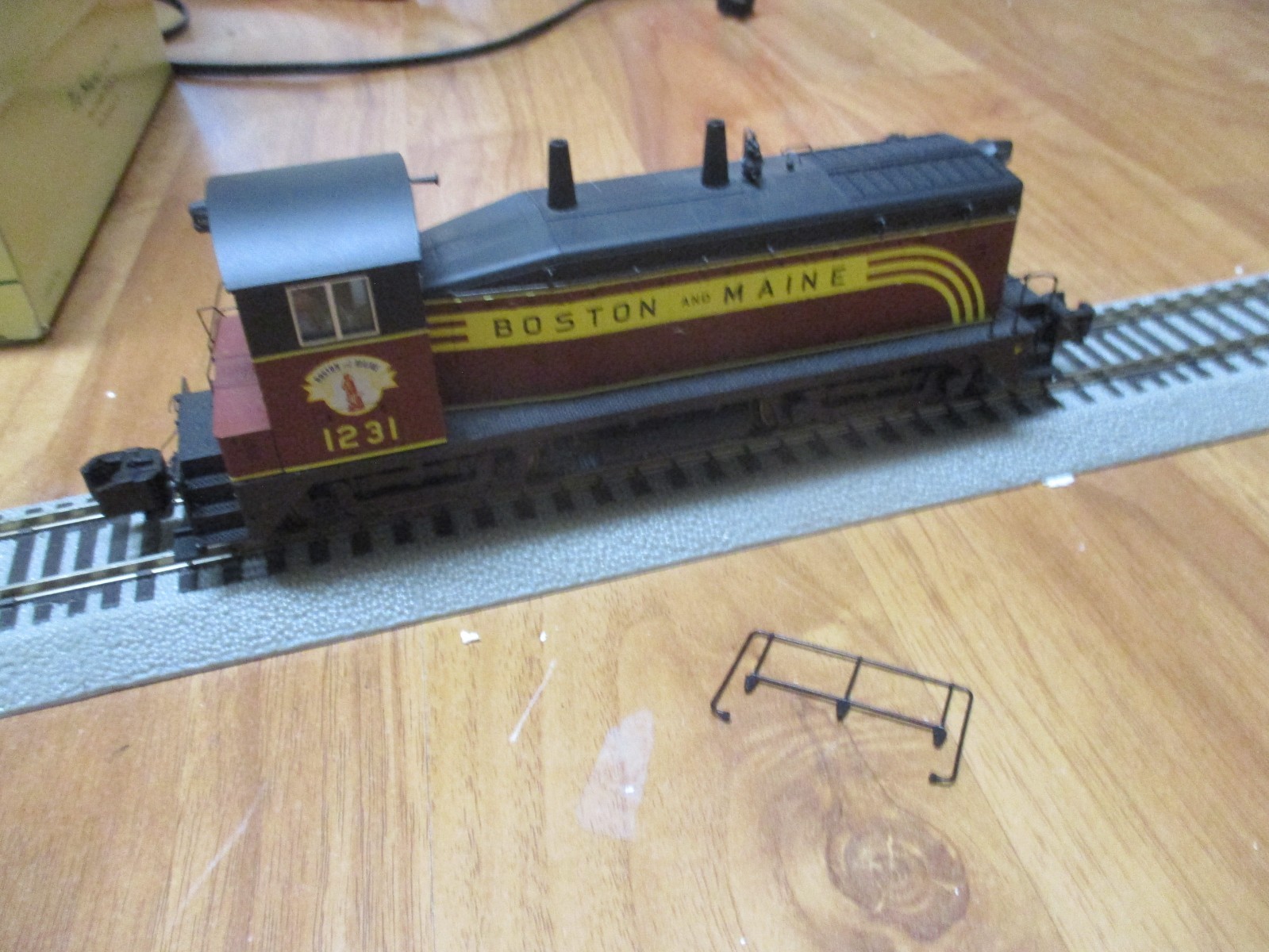 S Helper 00099 B&M SW-9 Diesel (4/22/26 #2 Morris Coll) Hirail AC