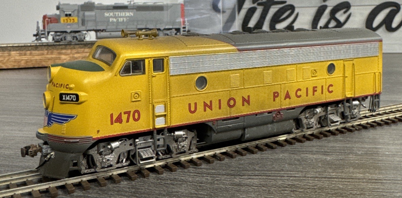 Athearn Roundhouse #RND3257 F7A Union Pacific #1470 w/DCC & Sound – LNIB!