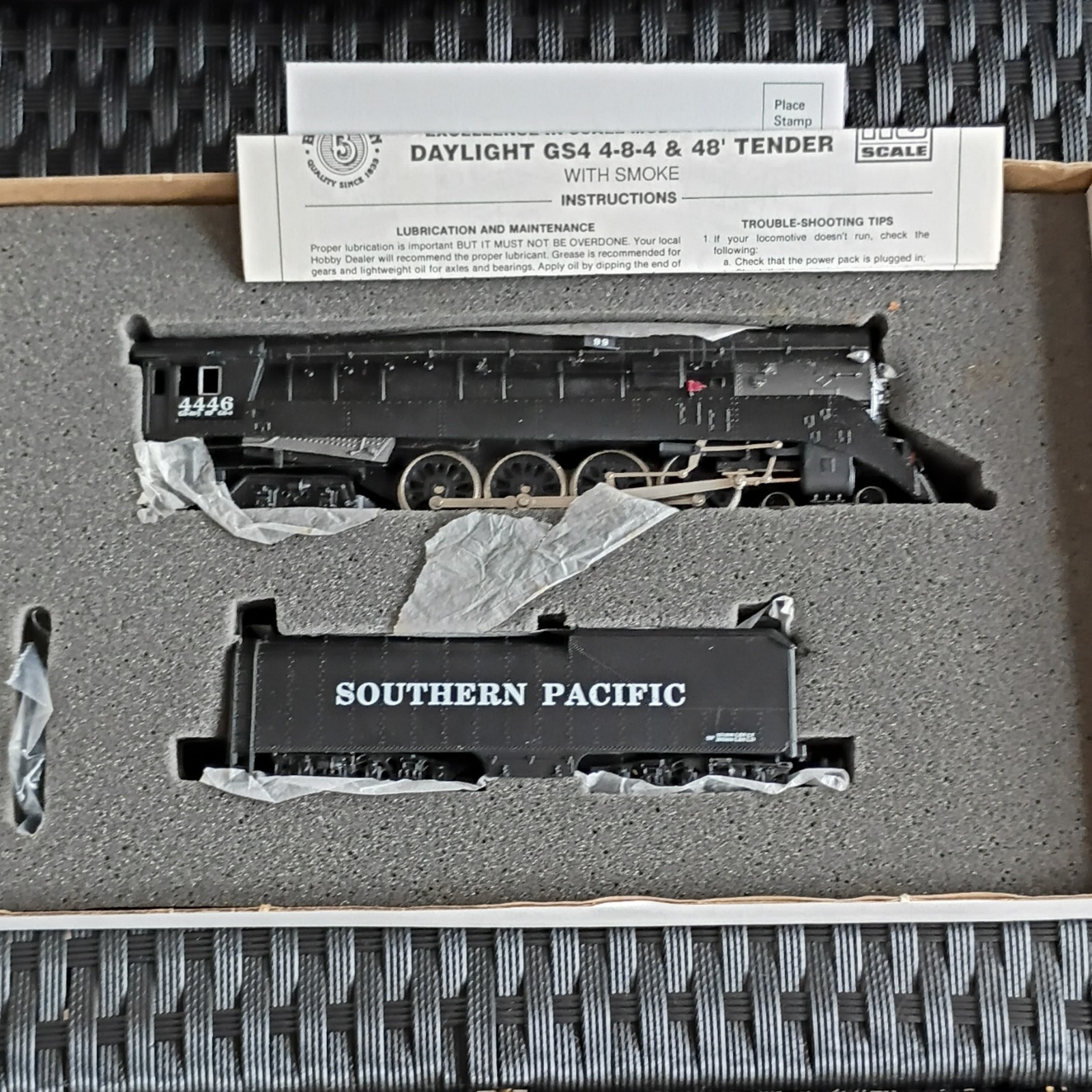 Southern Pacific #4446 Item 11322 Gs4 4-8-4 Black & Silver War Baby VTG