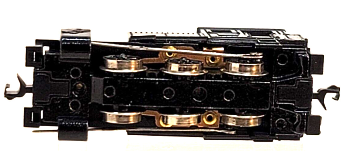 N Model Power 7521 0-6-0 Switcher Locomotive #492 (Tested) knuckle couplers