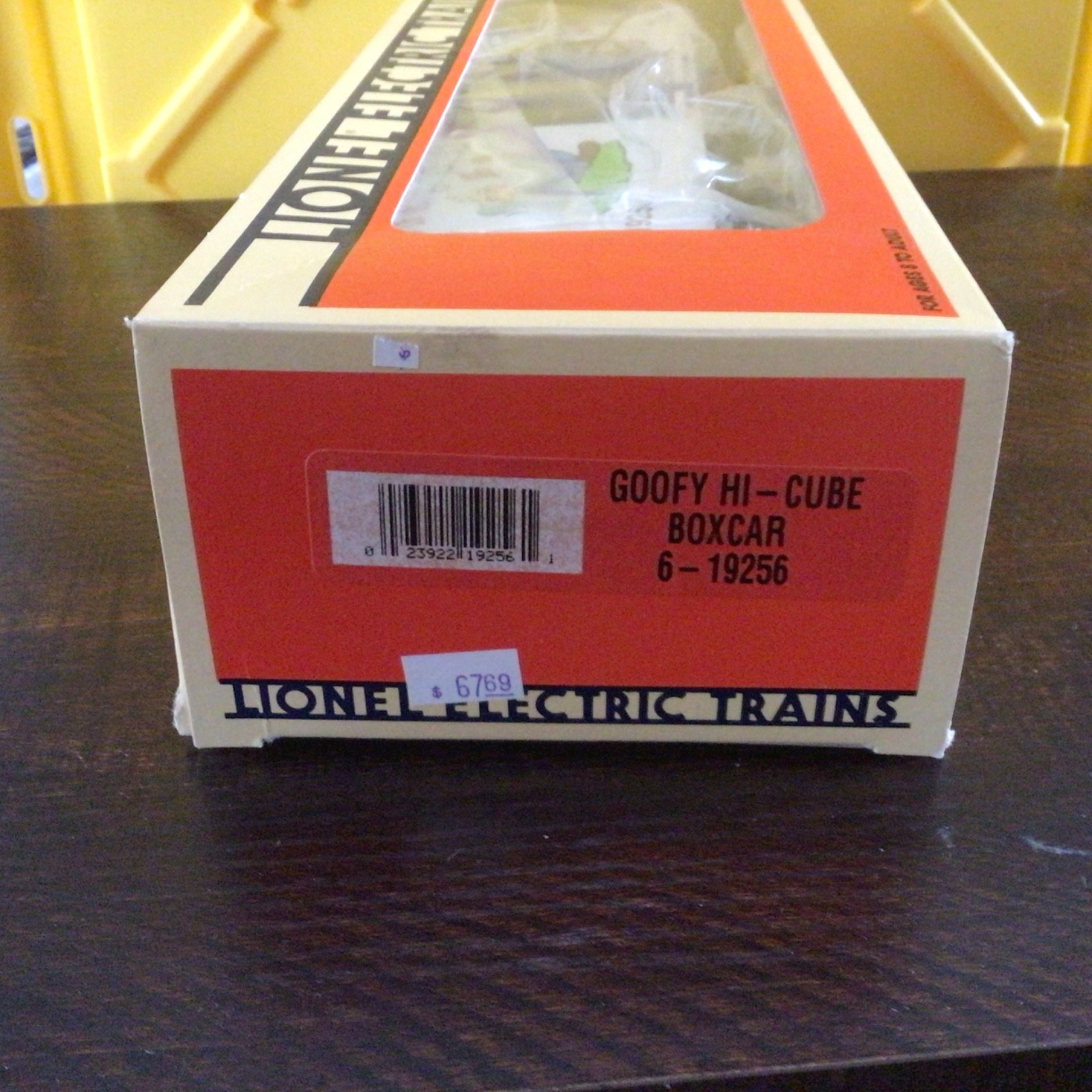 LIONEL DISNEY 1991-1996 MICKEY MOUSE EXPRESS 10 PIECE O/027-GAUGE TRAIN SET C-8