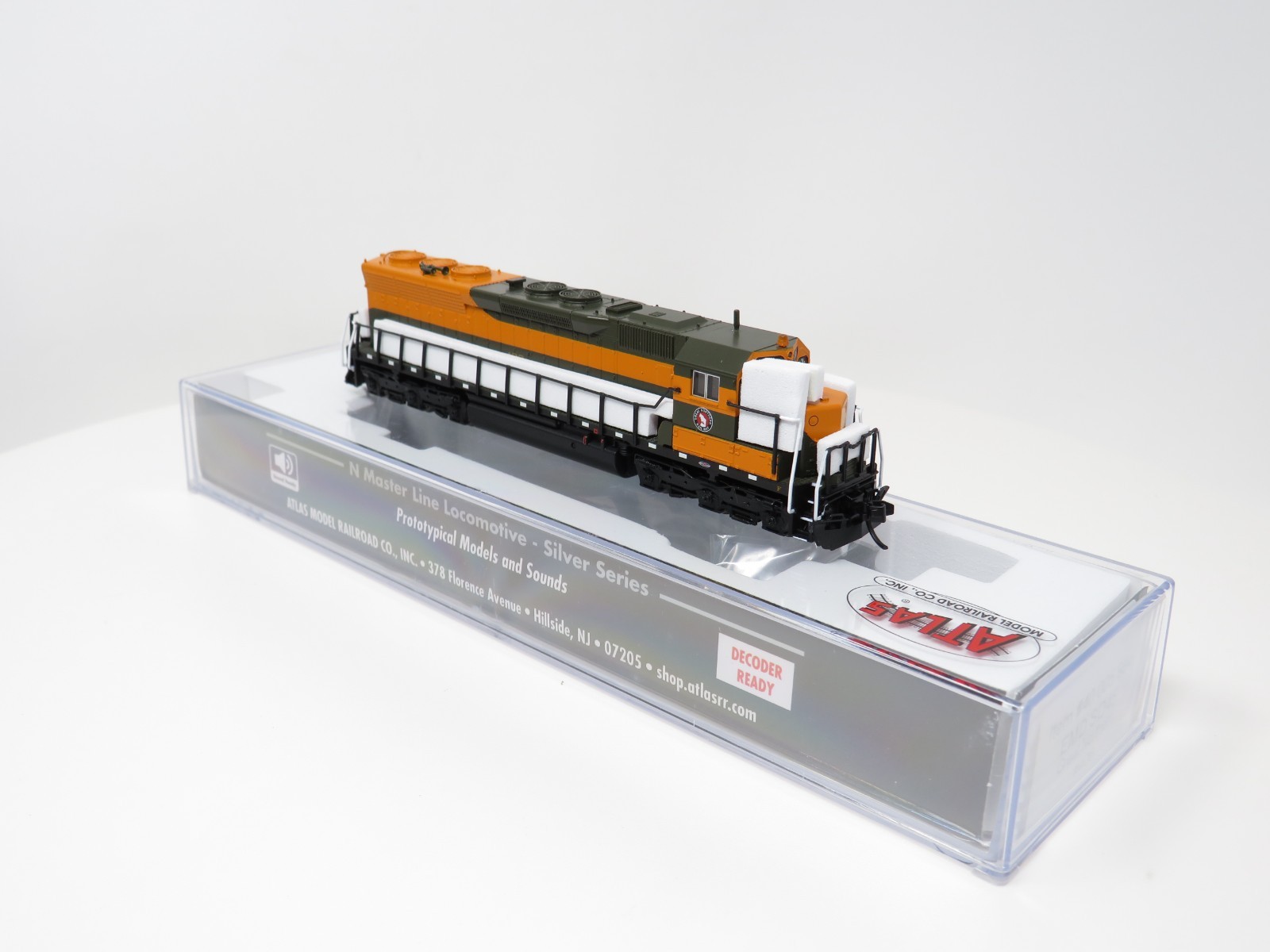 Atlas N 40005994 Great Northern GN EMD SD45 Diesel Locomotive Freight Train