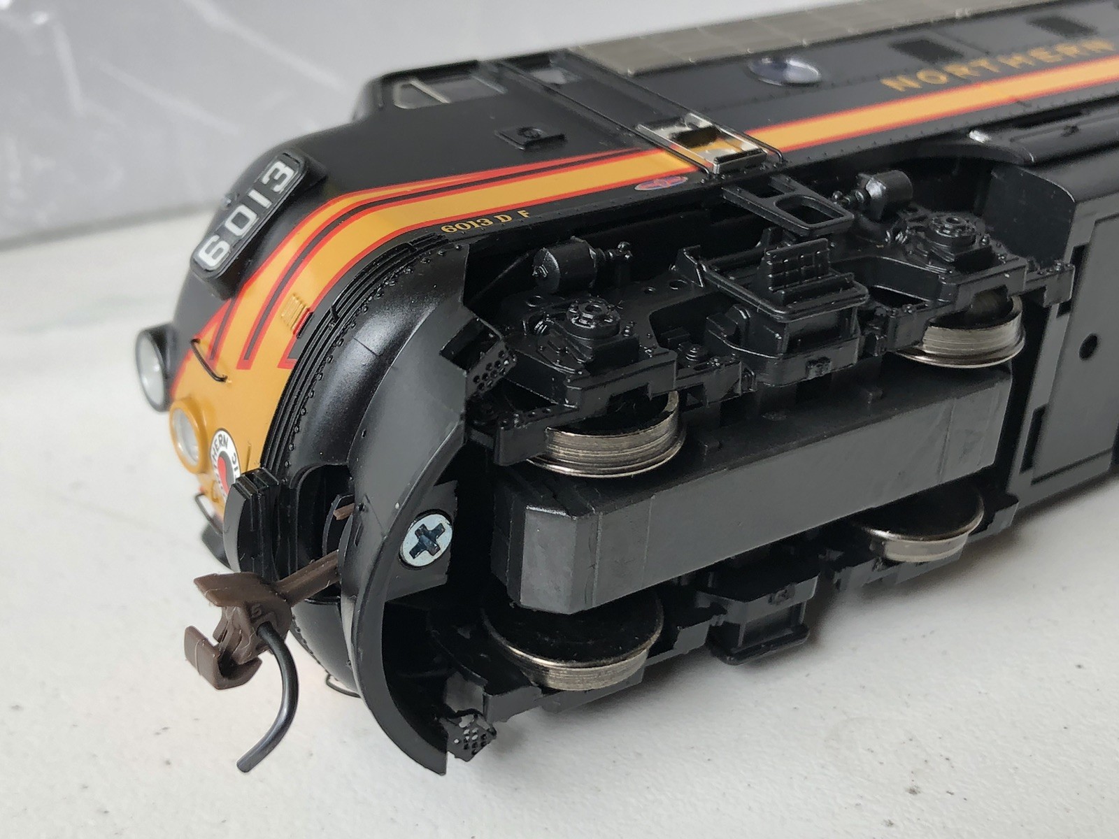 Athearn Genesis G1611 A&B F-7A F-7B Locomotive Set Northern Pacific 6013C 6013D