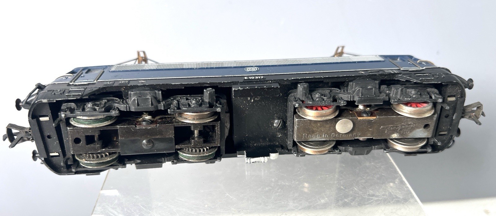 IN THERF30/27] Fleischmann 1347 HO E 10 317 DB Electric Locomotive E10 Metal JM1