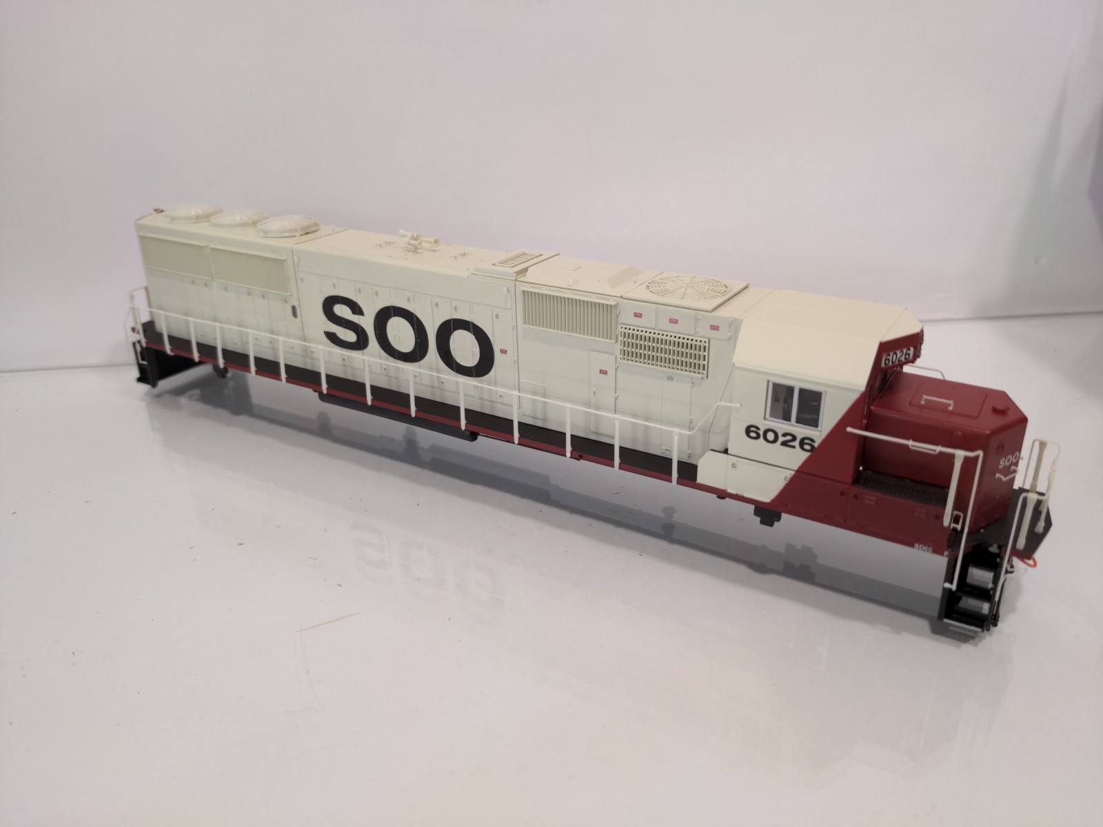 Proto 2000 HO Soo Line EMD SD60 SOO 6026 23512 LN