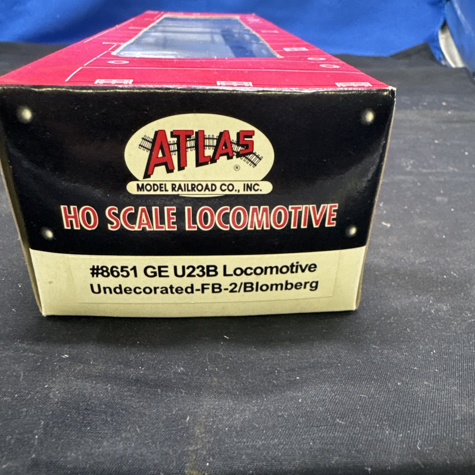 HO ATLAS 8651 GE U23B UNDECORATED