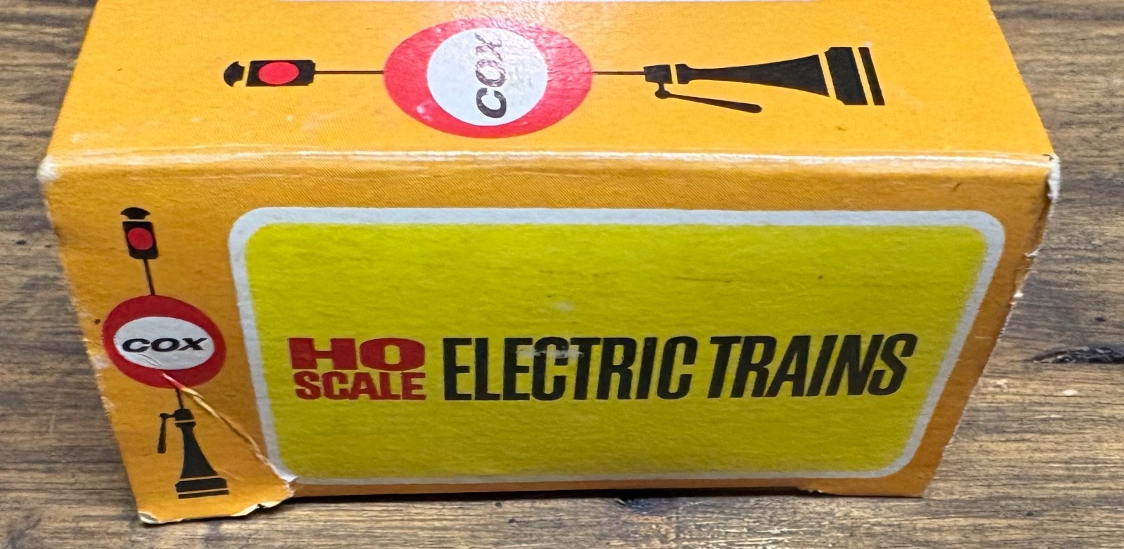 Vintage Cox HO Scale US Army F3 Diesel Locomotive 6111-6 Tested & Working