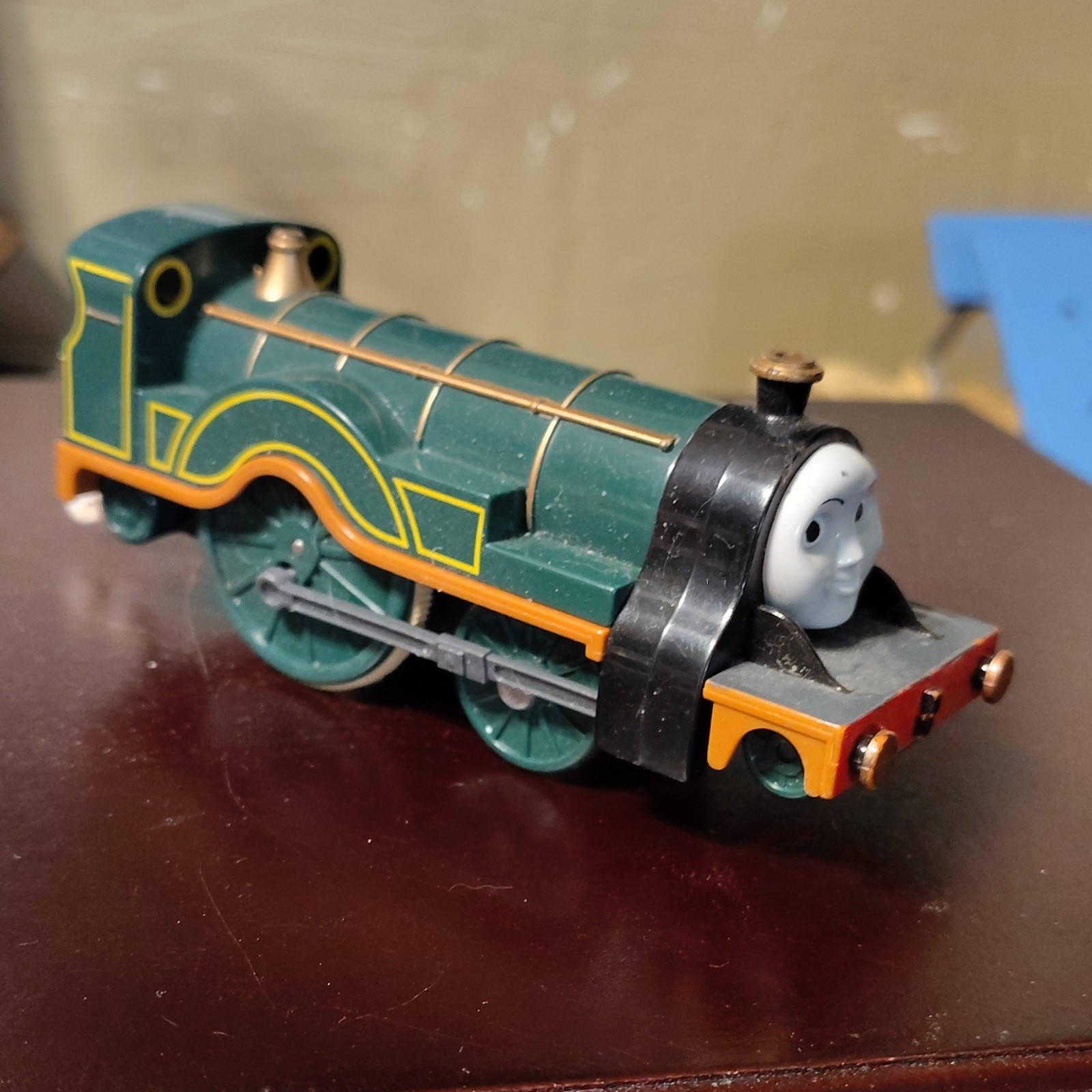 HO Locomotive Plastic Green Black Gold Red Model Train Engine Used