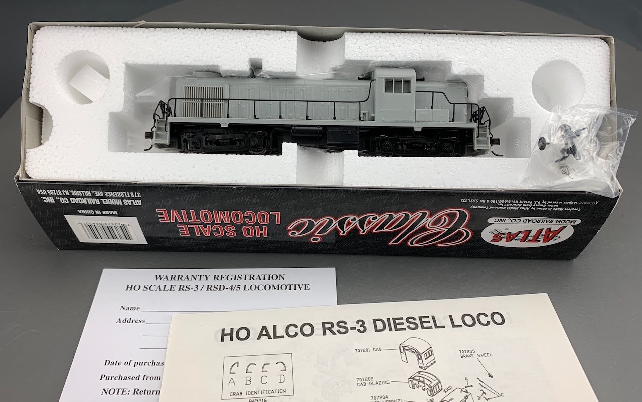 HO Atlas Classic 8450 Alco RS-3 Diesel Locomotive Powered Undecorated NIB HO8375