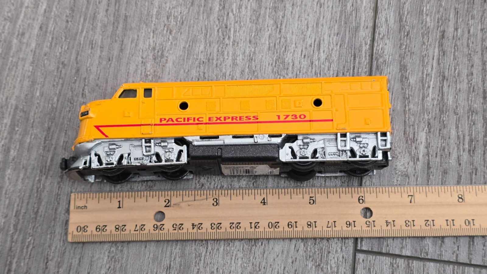 Vintage Pacific Express 1730 Pull Back Train Engine Diecast Toy HO Scale 6.5″