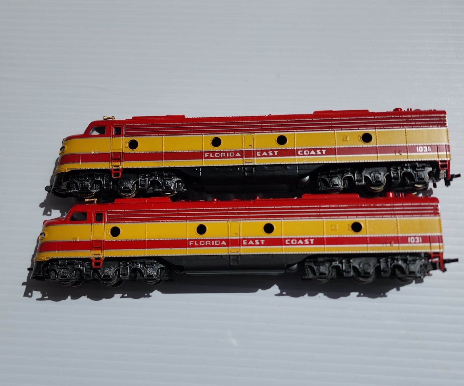 Florida East Coast 1031 EMD Power Dummy Diesel Locomotive Rivarossi HO Untested