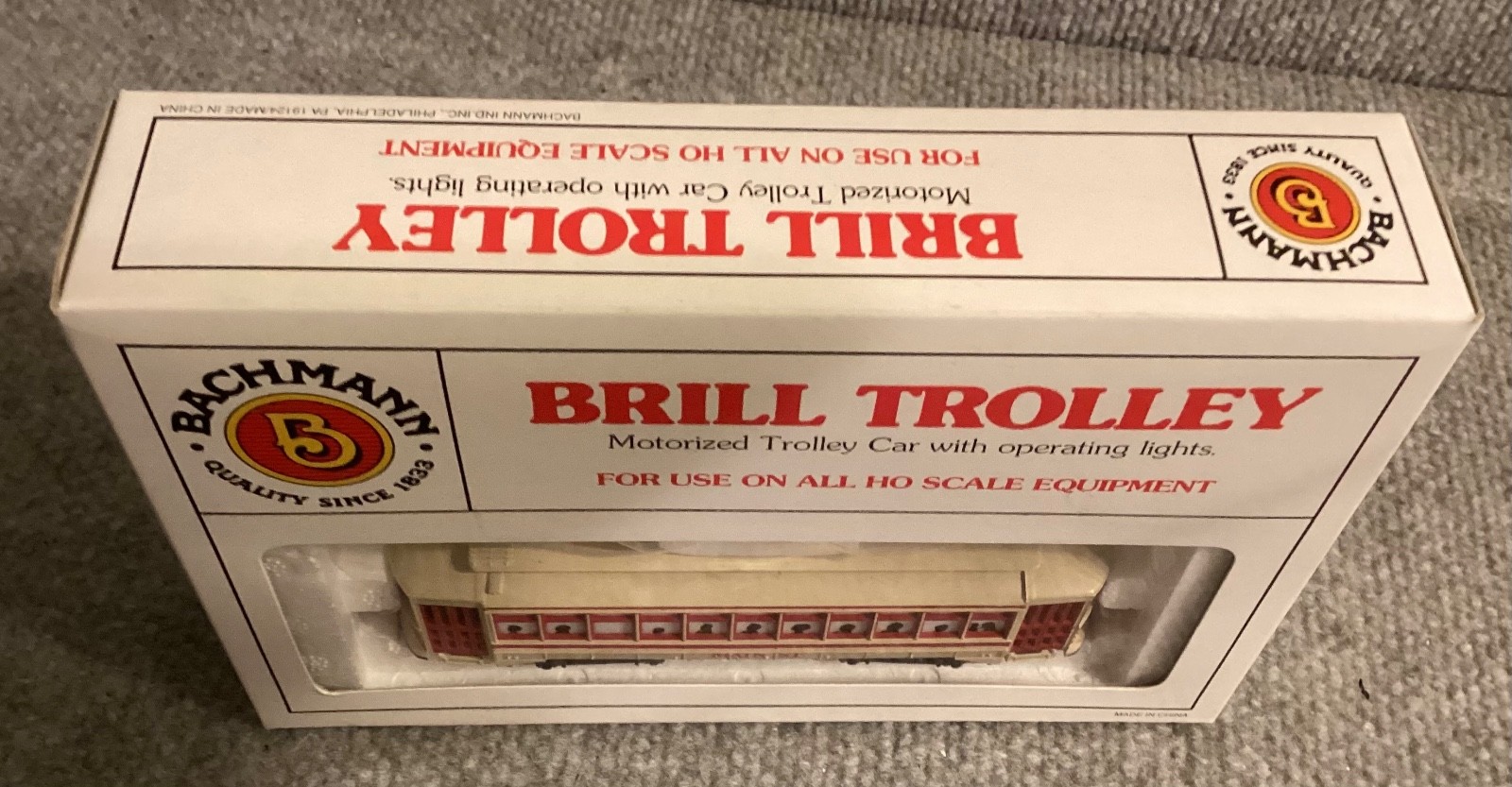 BACHMANN HO Gauge Lighted Brill Trolley- Main Street 61047