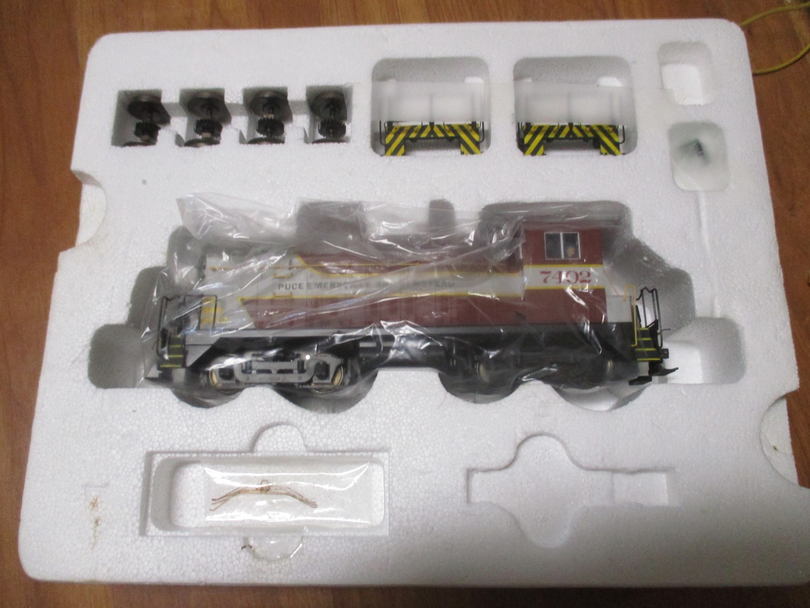 S Helper Custom Painted PE&E SW-9 Diesel (5/31/26 Garber Coll) Scale DCC