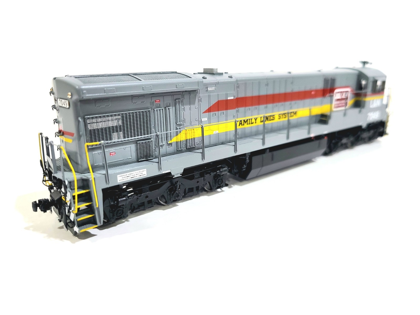 Overland OMI SCL L&N GE C30-7 Family Lines System #7049 HO Brass #087010055.1