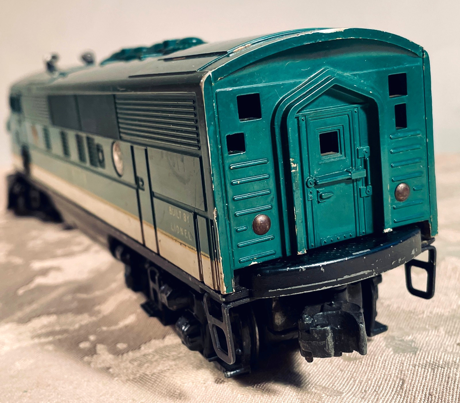 Vintage Lionel 2356 Southern, F3 ABA, O Gauge Locomotive Set, 1954-1956