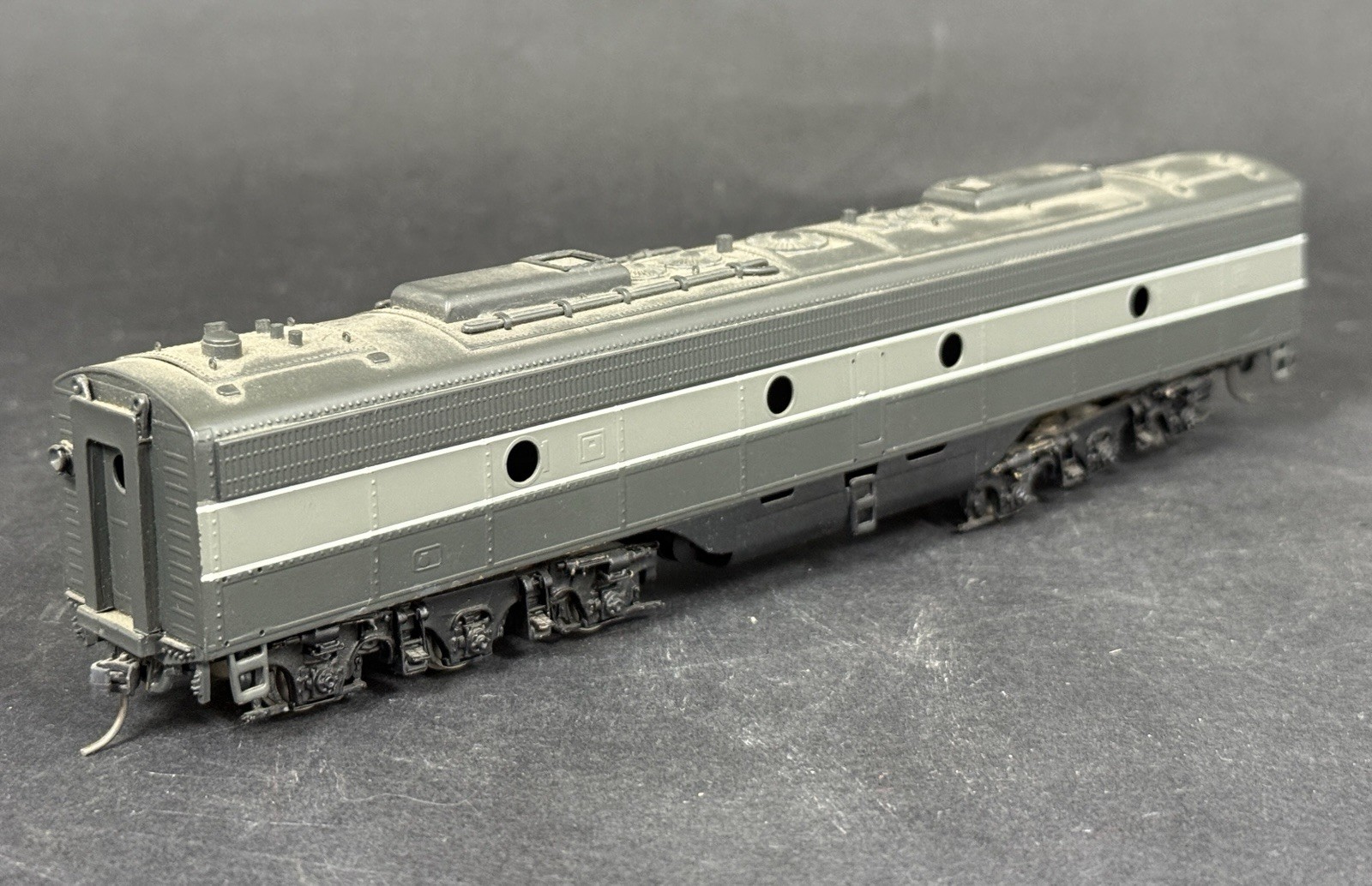 Kadee New York Central System HO Scale Grey Electric Train Locomotive & Tender
