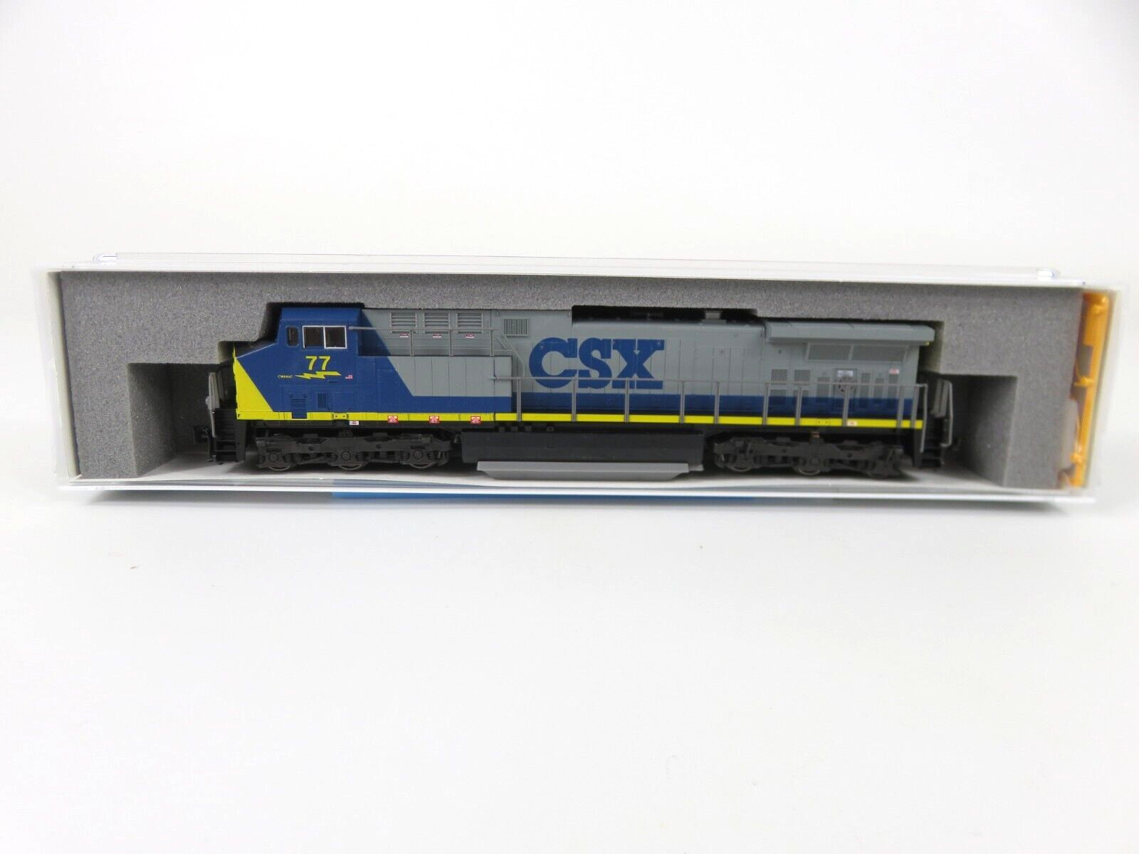Kato 176-7043 N Scale CSX Transportation GE AC4400CW Diesel Locomotive #77 NIB