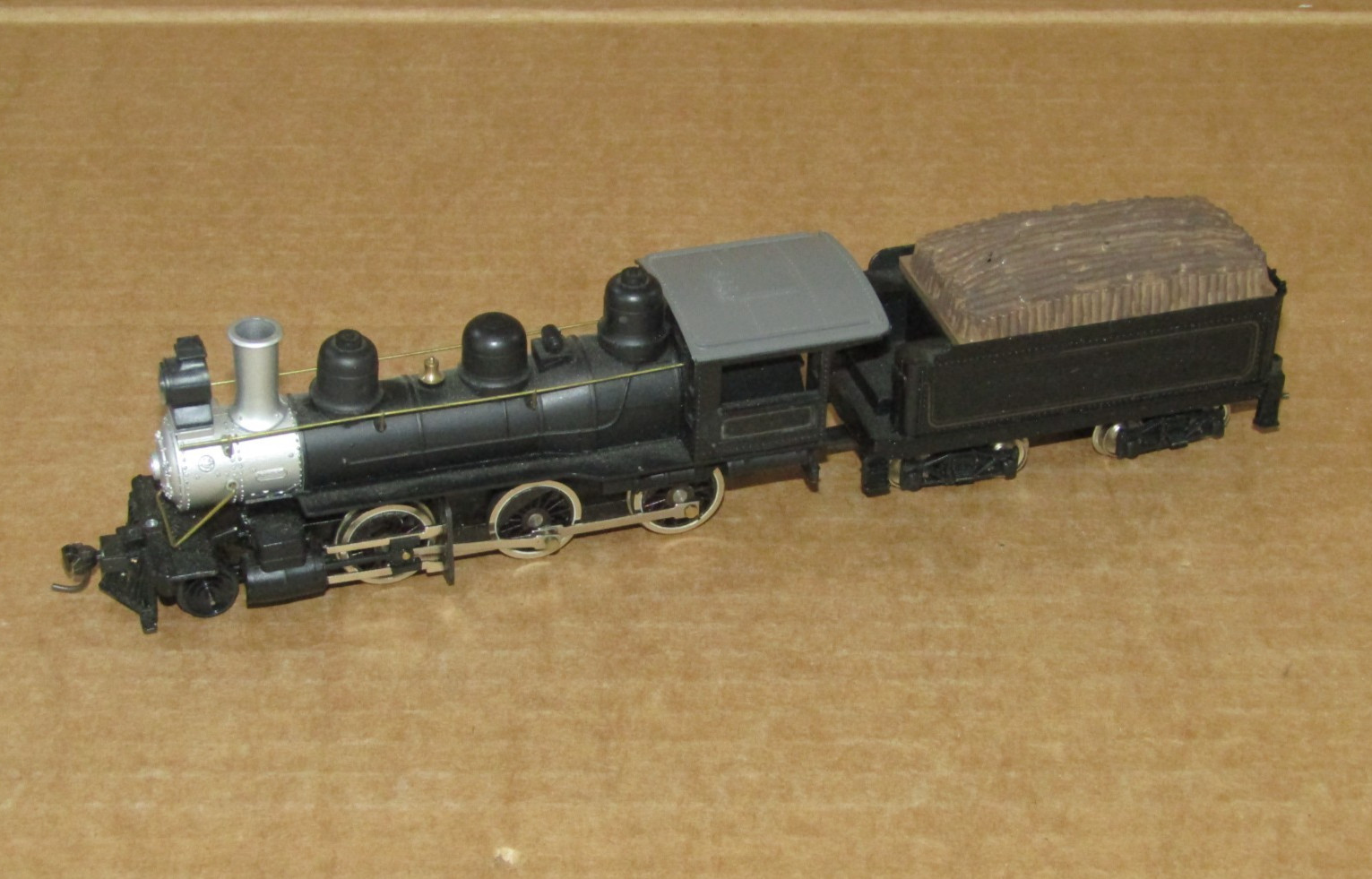 Mantua HO 313-20 Steam Locomotive 2-6-0 w/tender Mogul