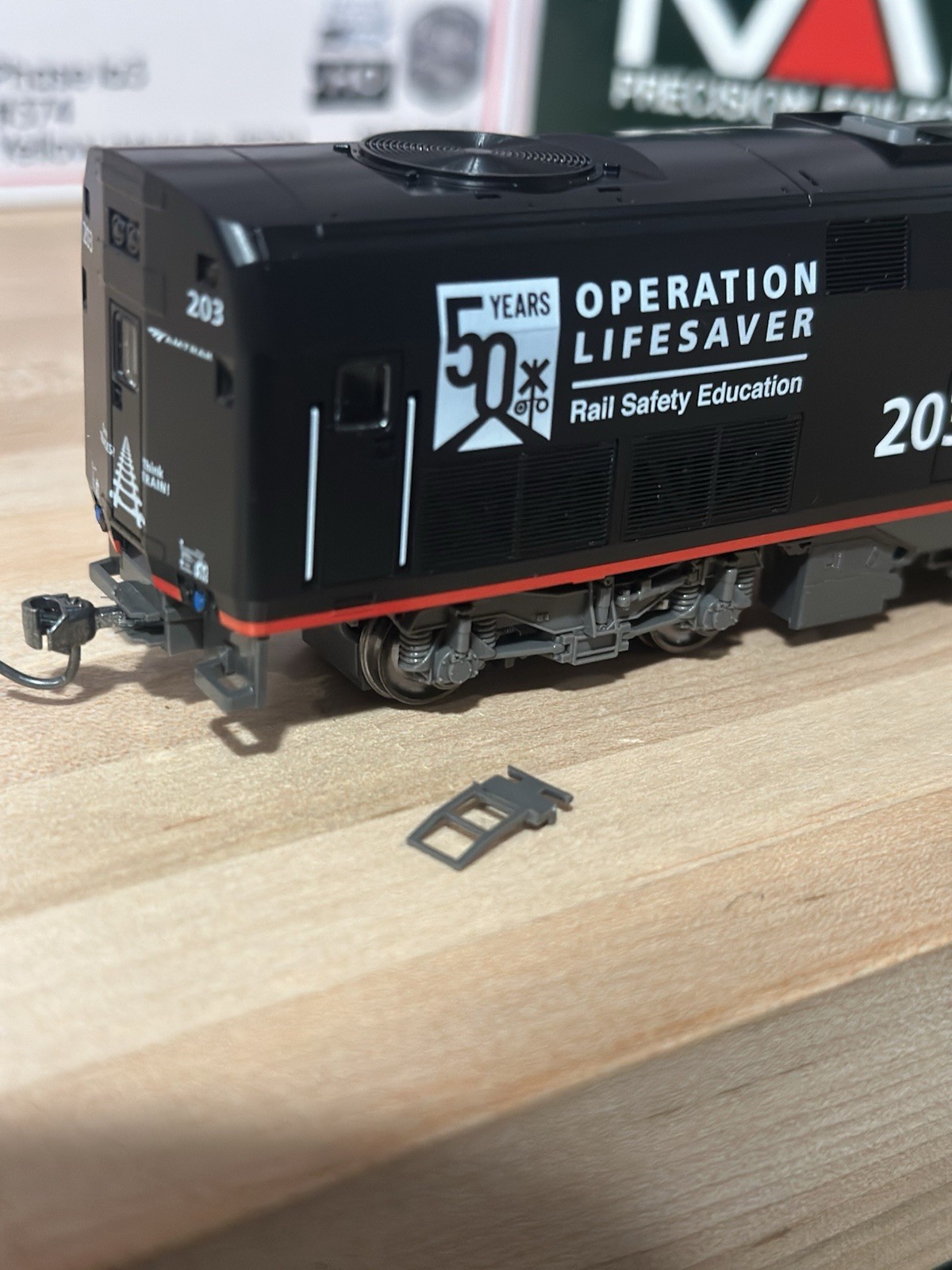 KATO HO GE P42 Amtrak Operation Lifesaver #203 DCC Sound added Lightly USED