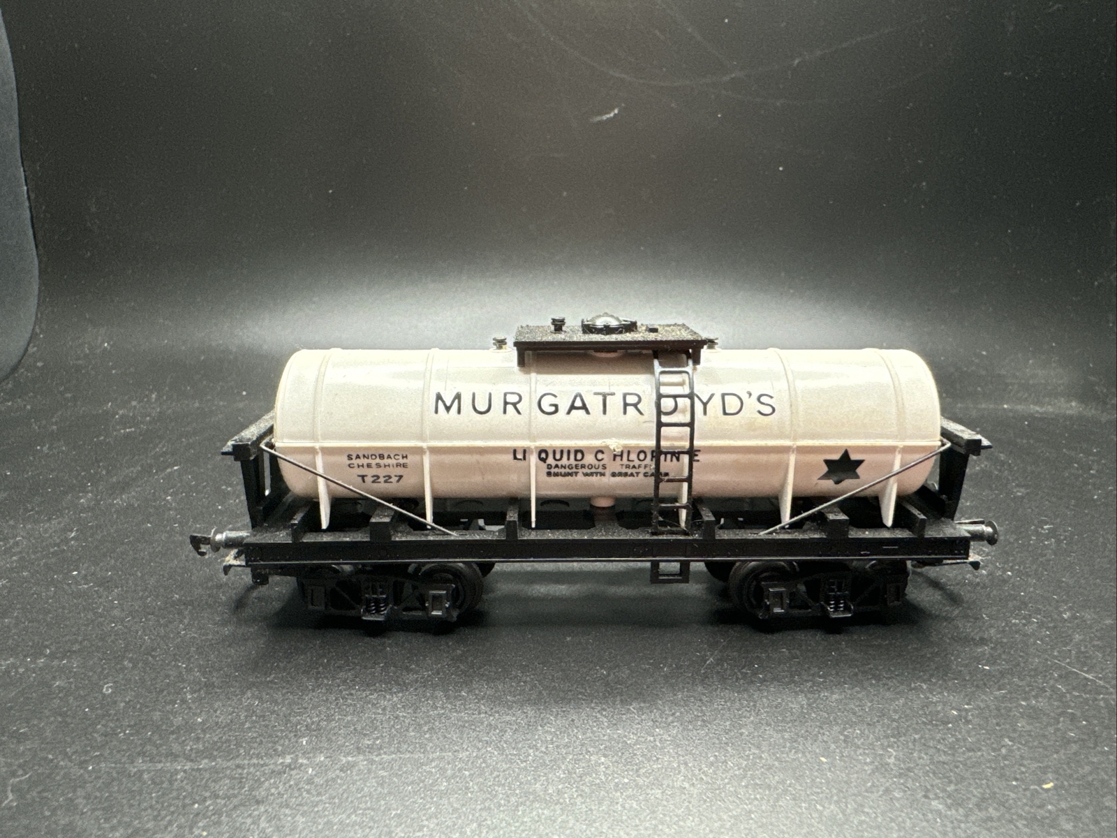 Triang R349 Murgatrod’s. Chlorine Tanker Excellent Condition, Boxed. J.7