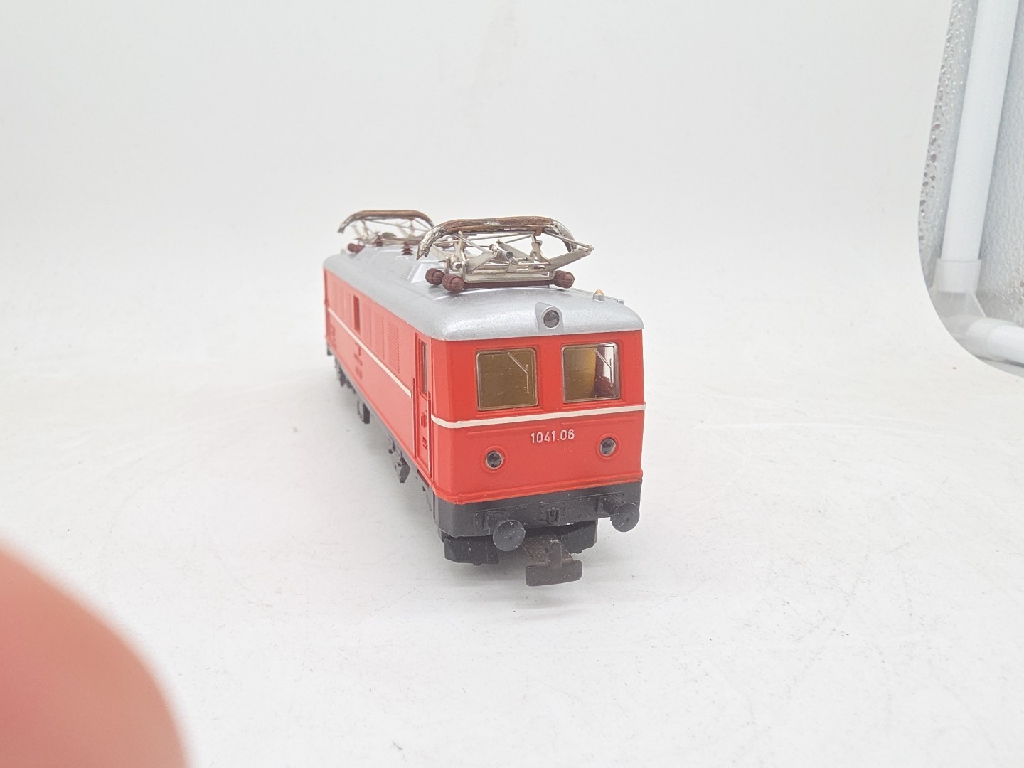 Kleinbahn OBB 1041.06 Orange Livery Beige Stripes, Aluminum Roof