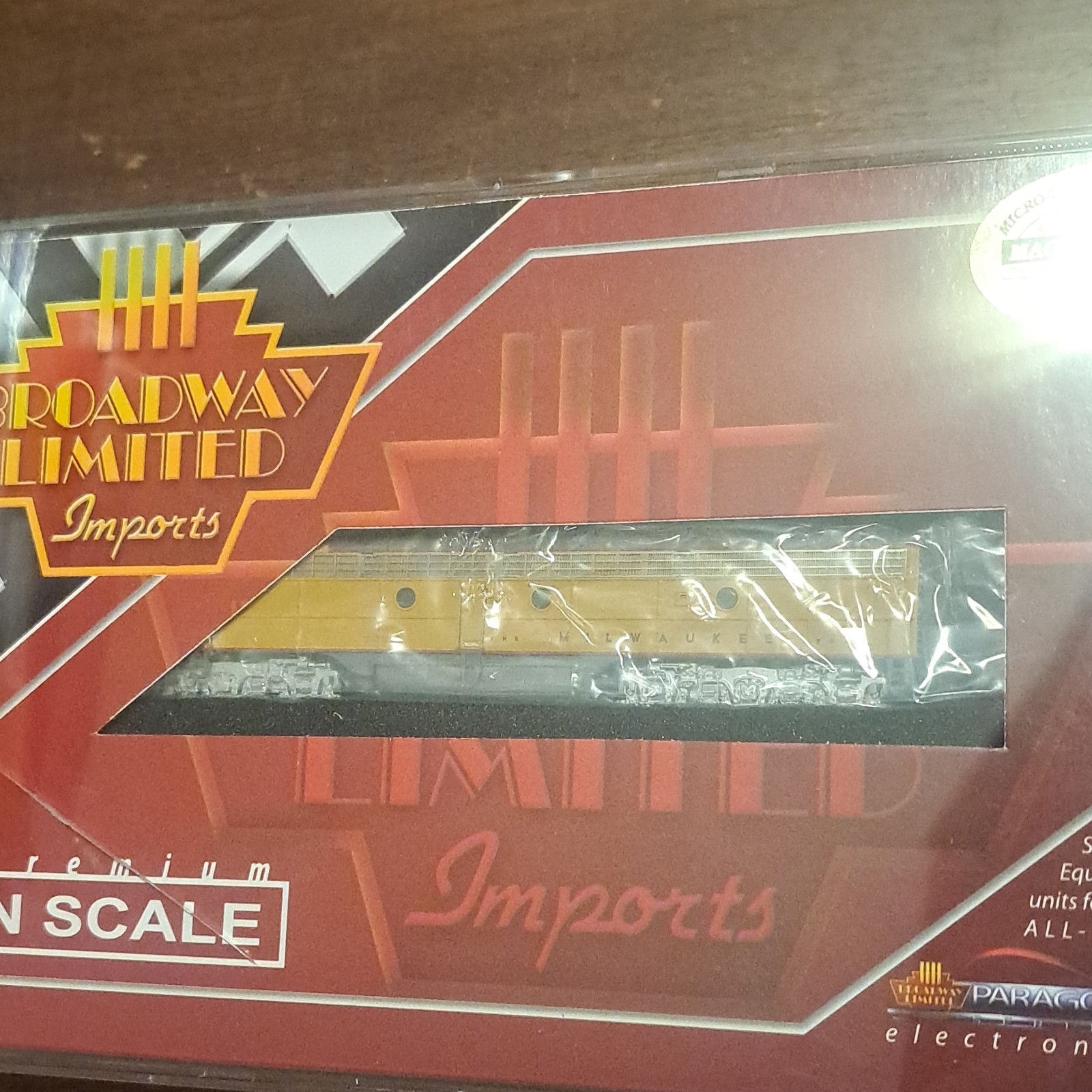 Broadway Limited Imports EMD E9A N Scale Diesel Locomotive Milwaukee Road #3249