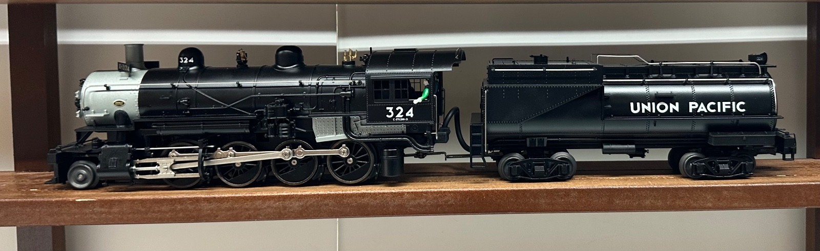 O Scale 3 Rail Lionel 6-28038 Union Pacific 2-8-0 Consolidation- Command LN