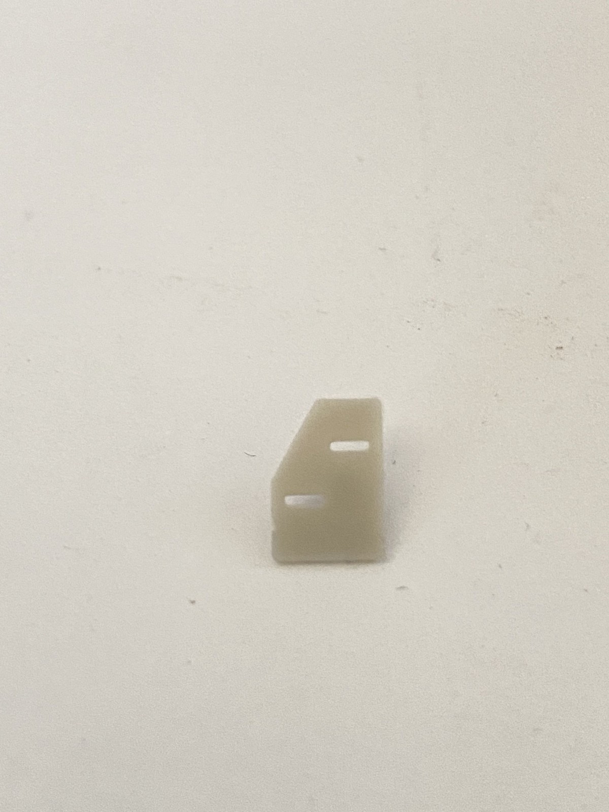 Athearn HO SW1500, SW1000 Locomotive Part# 39004 Step Guard – New