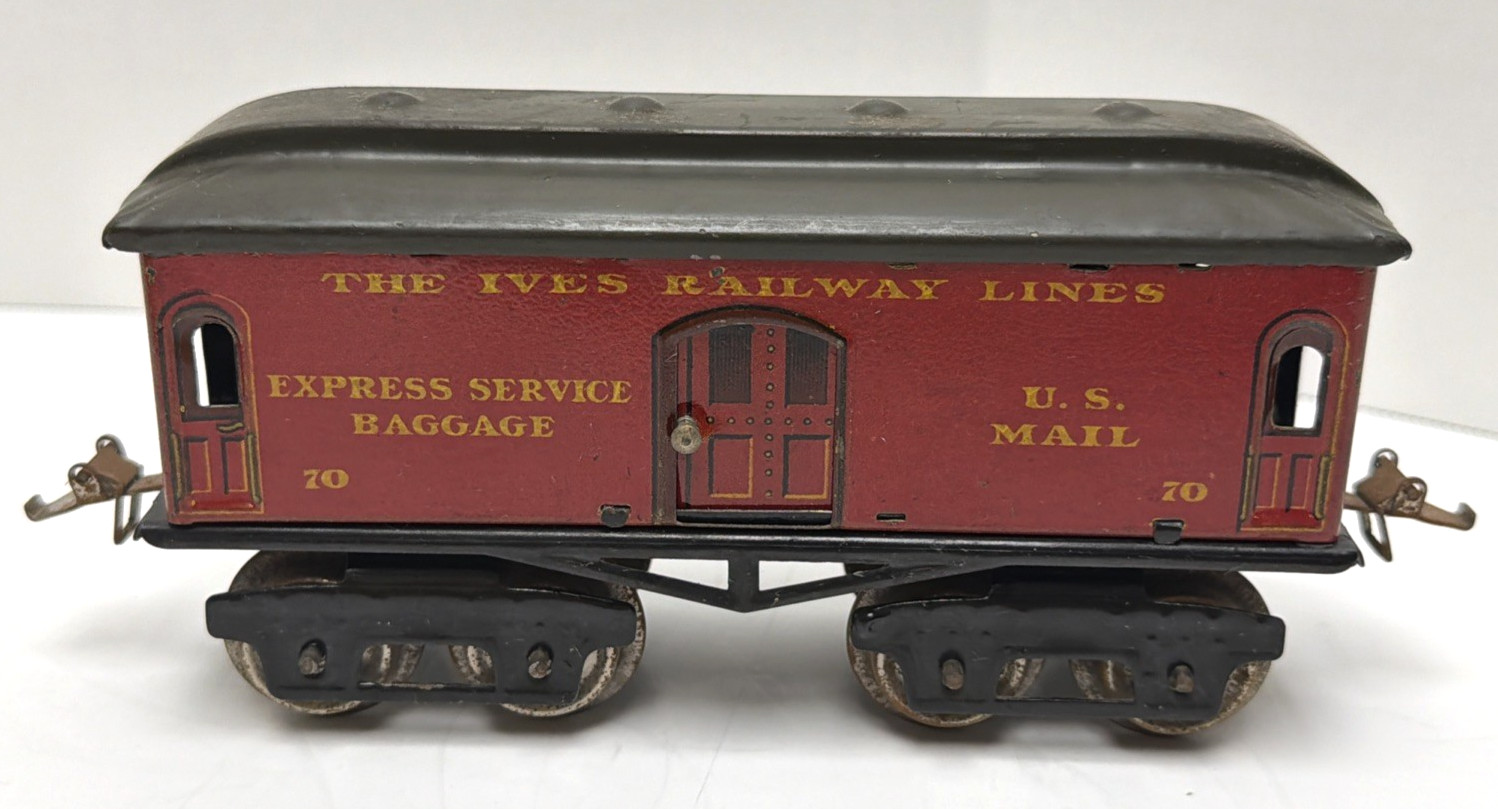 IVES PREWAR O-GAUGE #70 BAGGAGE CAR #1