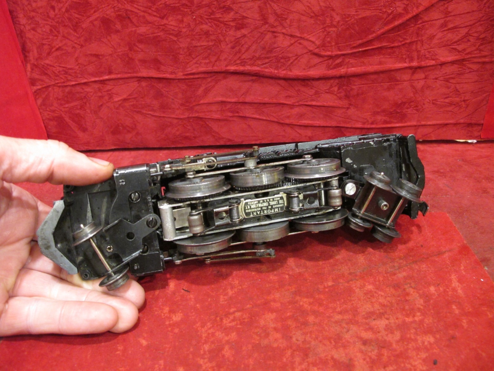 Lionel O Gauge 2035 K-4 Pacific 2-6-4 Steam Locomotive TESTED RUNS,LIGHTS,SMOKES