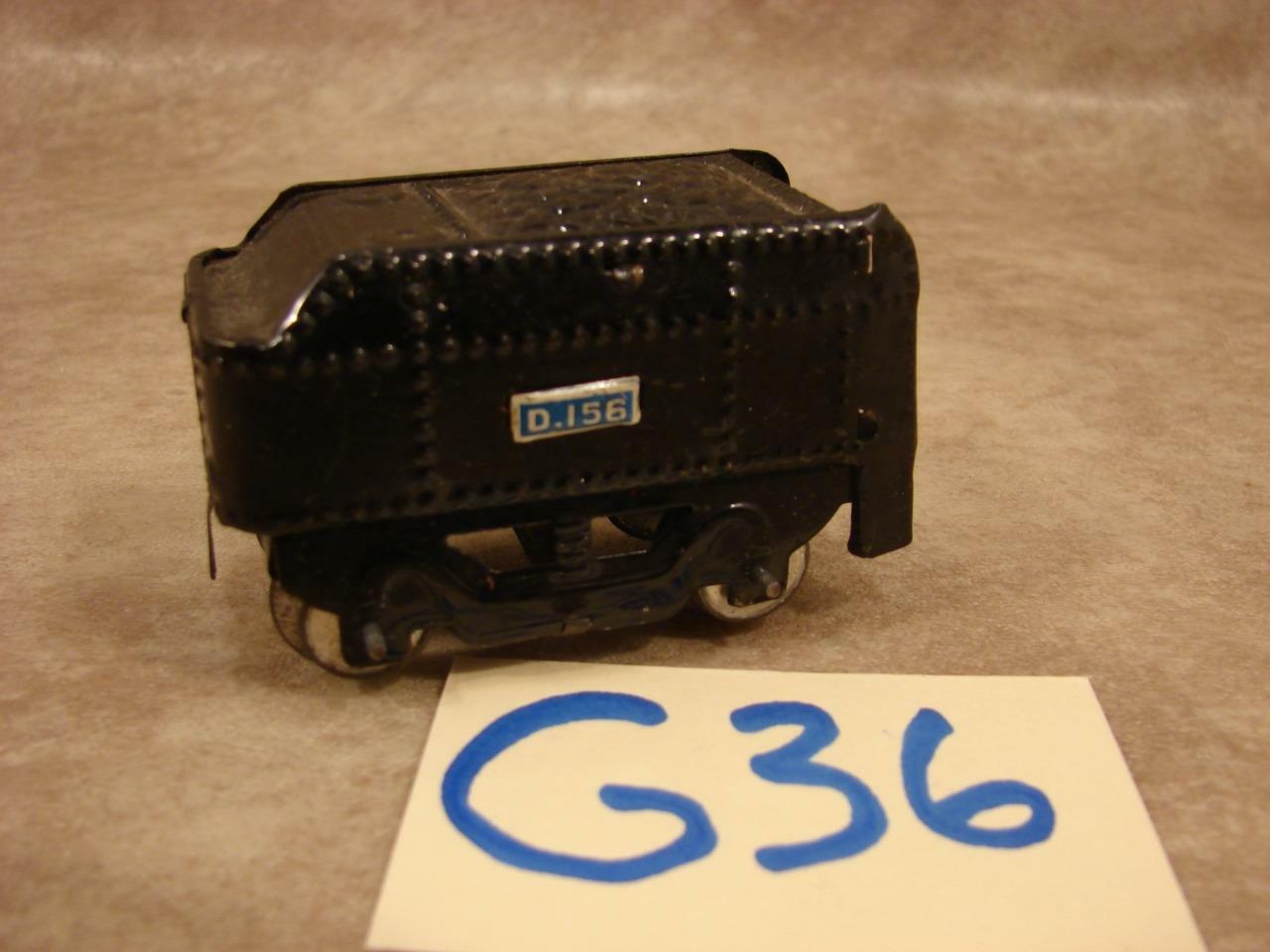 G36B VINTAGE S ? SCALE ENGINE TENDER 4-WHEEL TIN # D.156 WHEELS ABOUT 1″ APART