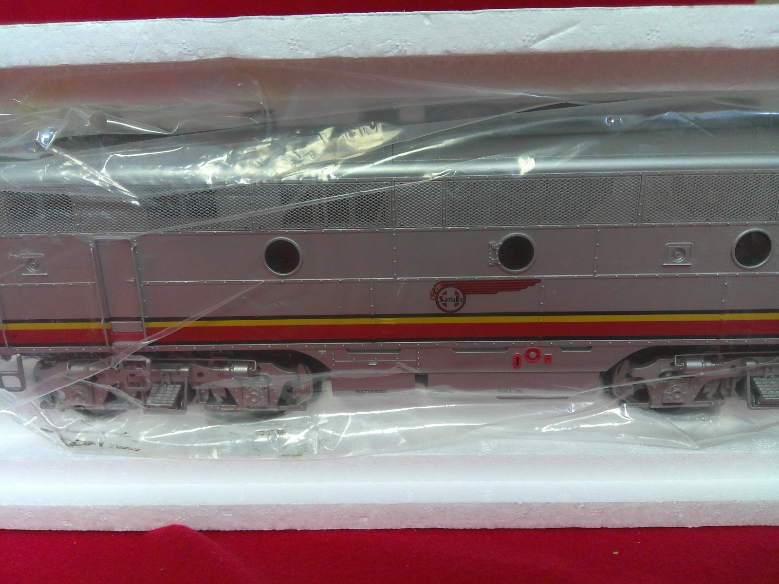 LIONEL 6-24532 F3 B NON-POWERED SANTA FE