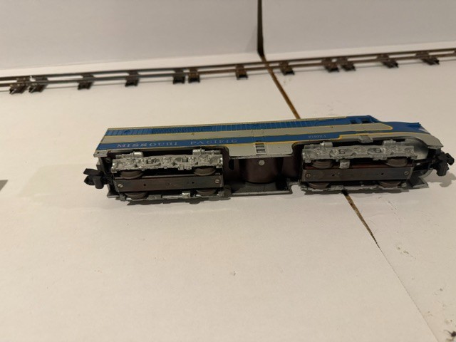 1959 American Flyer S Gauge 21922 Missouri Pacific PA-1 A-A Diesel Set